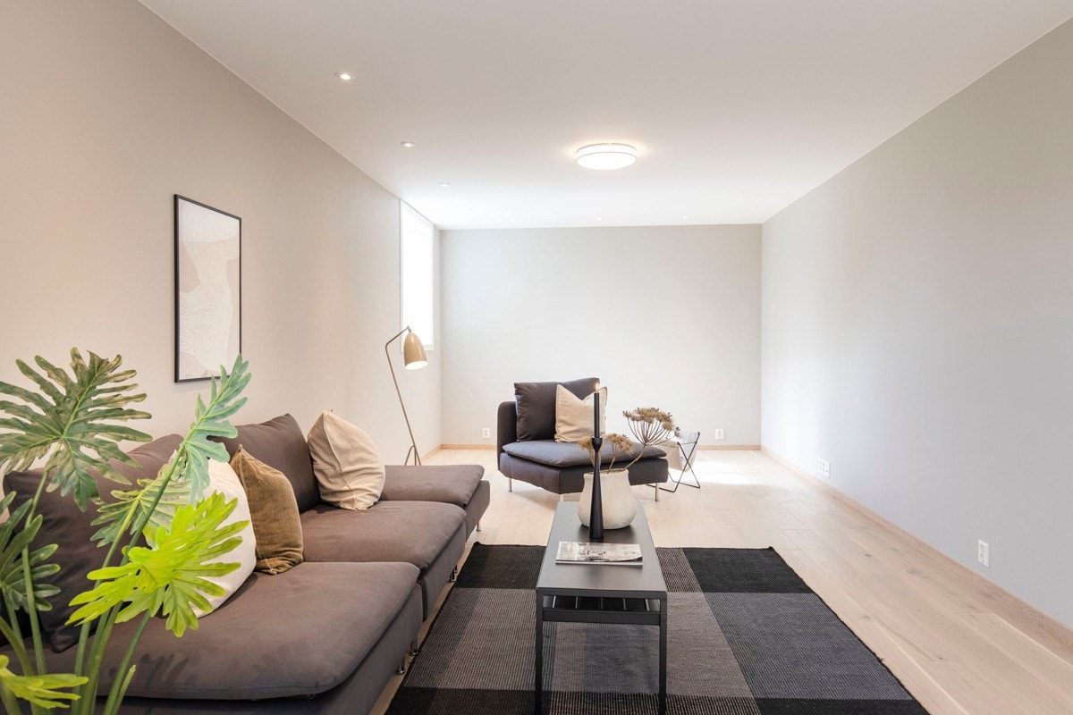 Kjellerstuen er et praktisk rom for barnefamilien Galleribilde