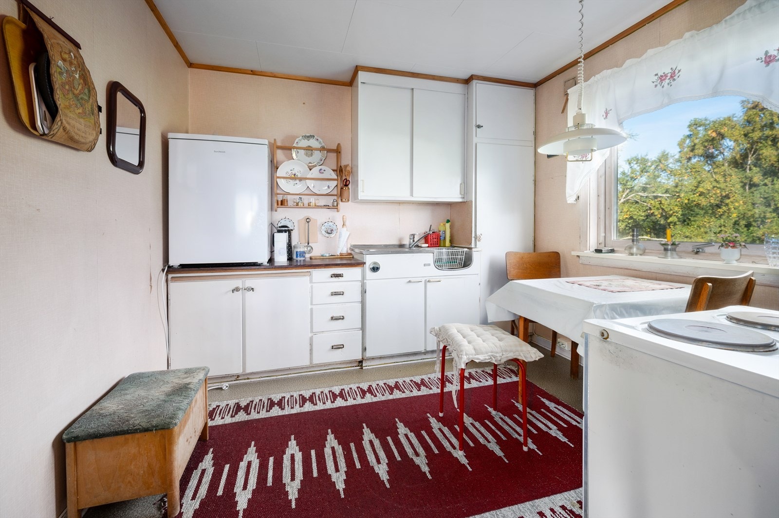 Lyse slette fronter i retro utførelse. Galleribilde