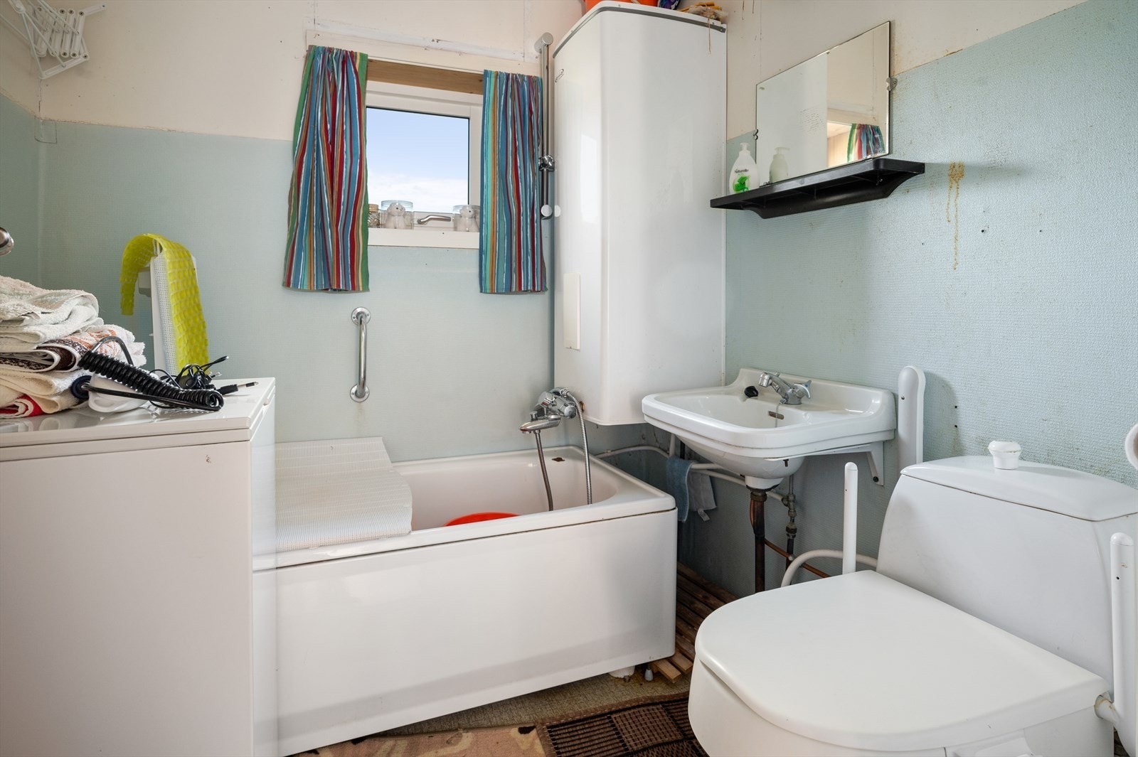 Badet har det du trenger i det daglige. Galleribilde