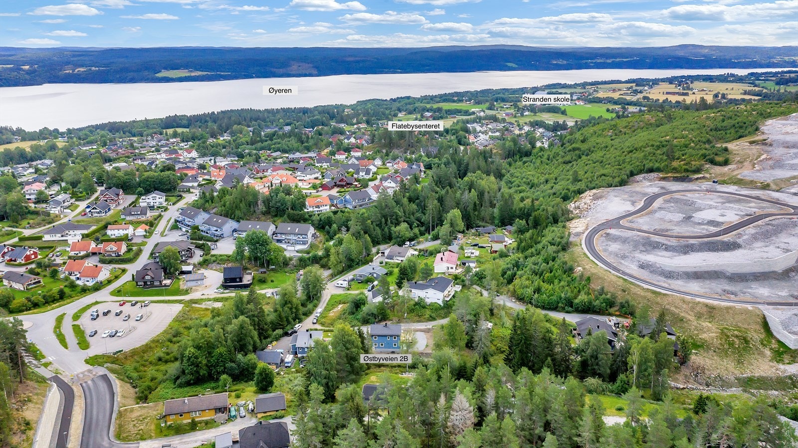 Det er også kort vei til Flateby senteret med et godt utvalg av servicefasiliteter. Galleribilde