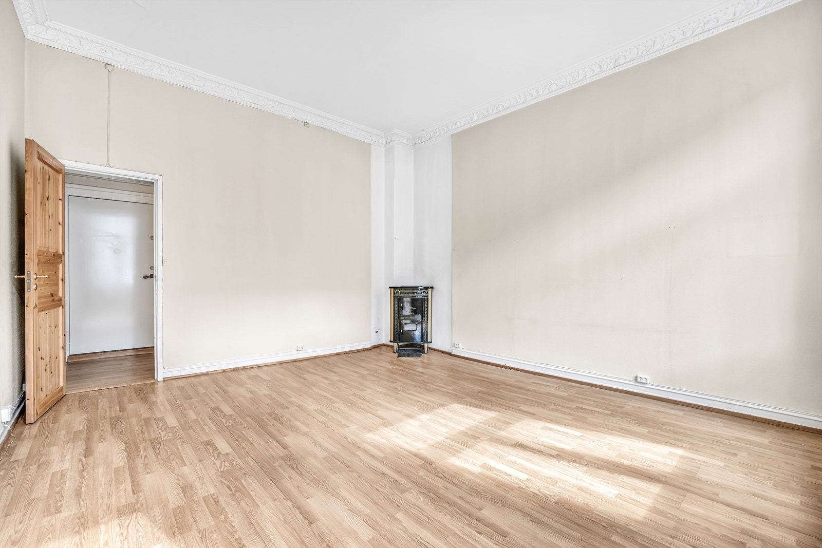 Vedkamin som gir god oppvarming. Galleribilde
