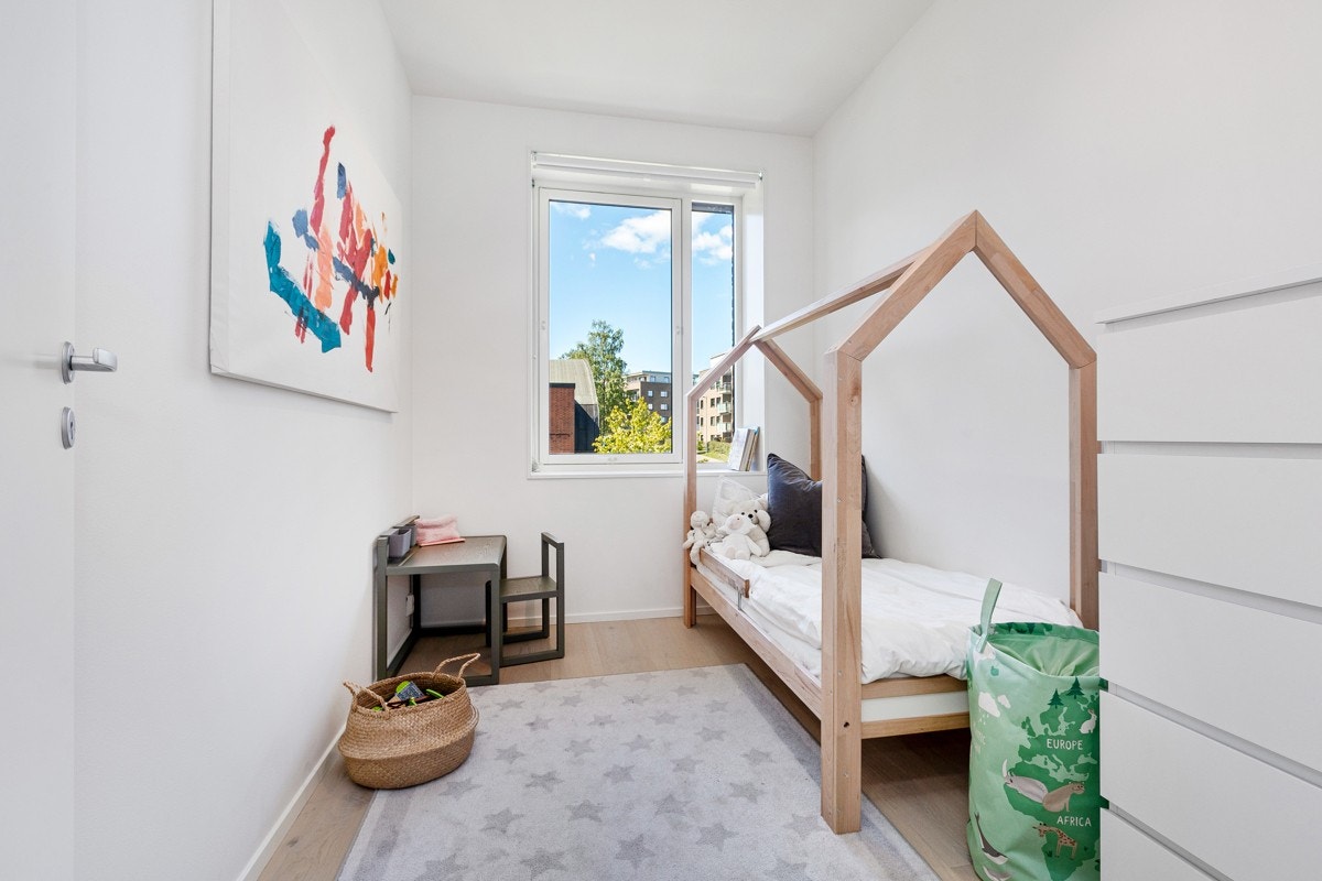 Soverom 3 har plass til seng og garderobe. Galleribilde