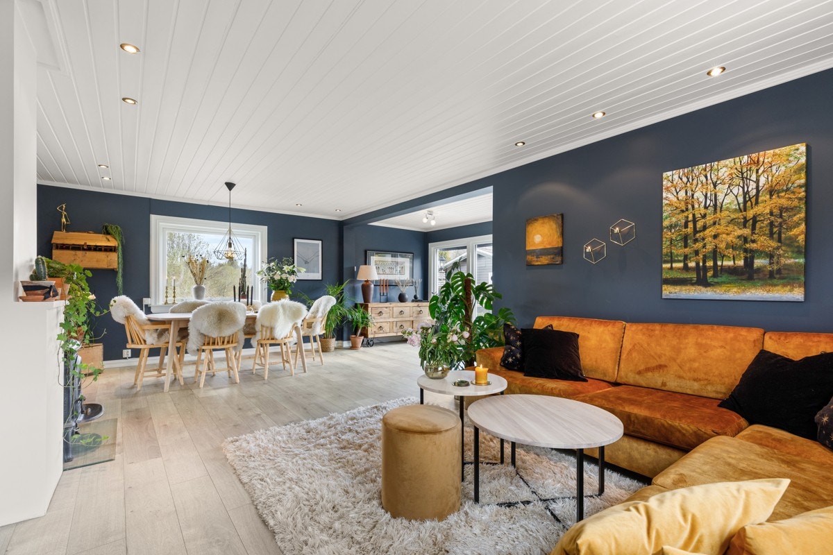 Stuen er også pusset opp i senere tid og fremstår som topp moderne. Galleribilde