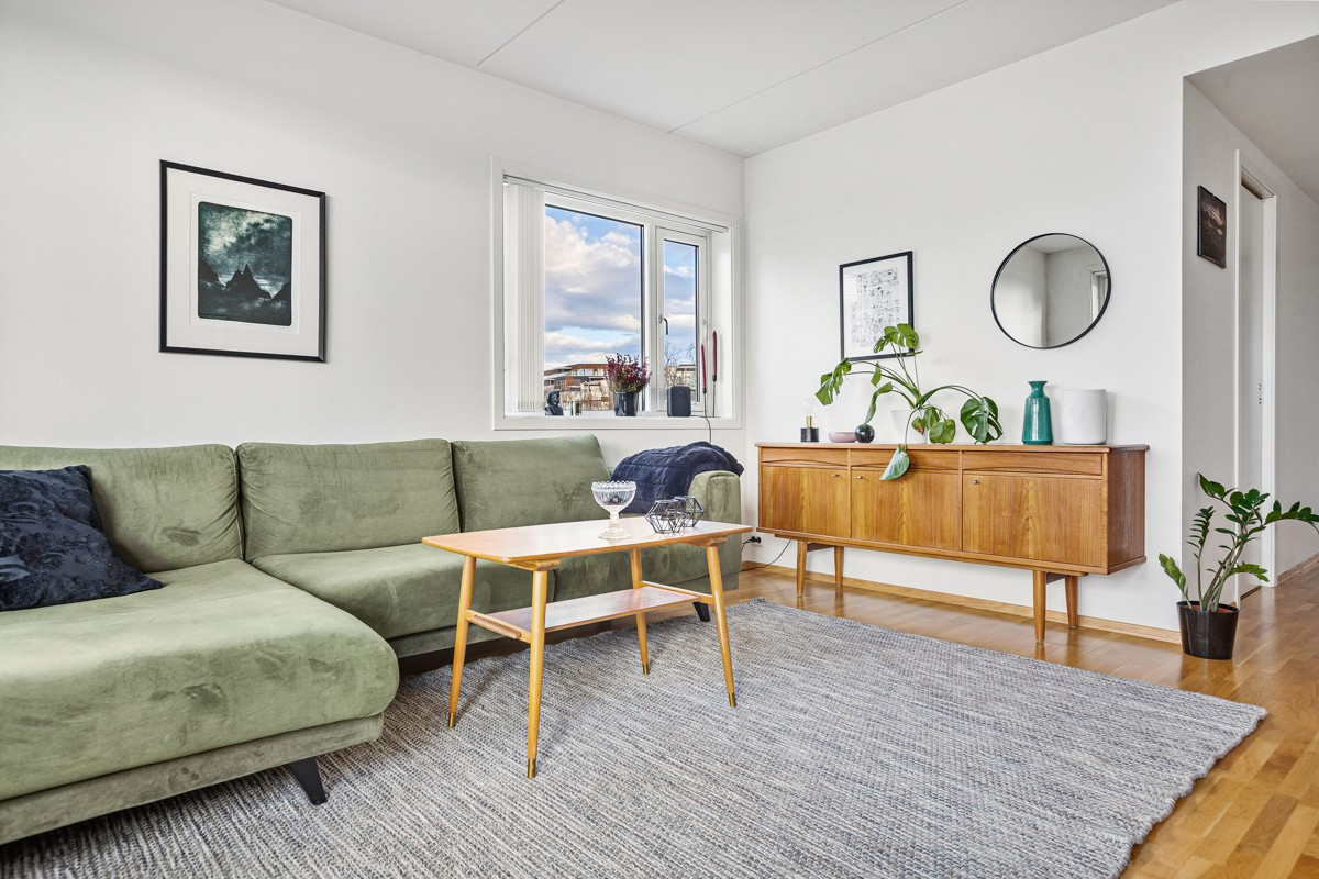 Stuen har flere innredningsmuligheter