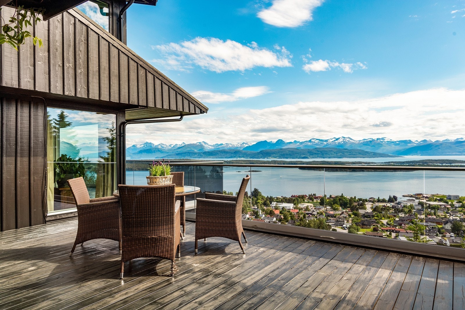 Veranda mot vest Galleribilde