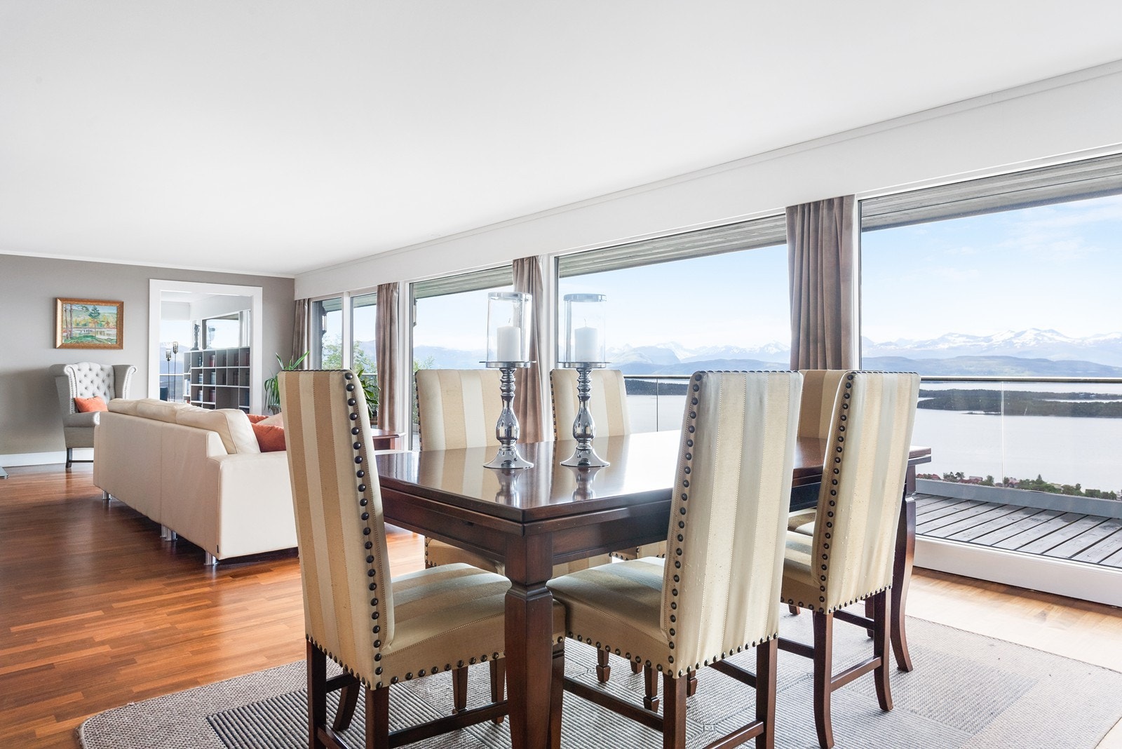 Stue/spisestue Galleribilde