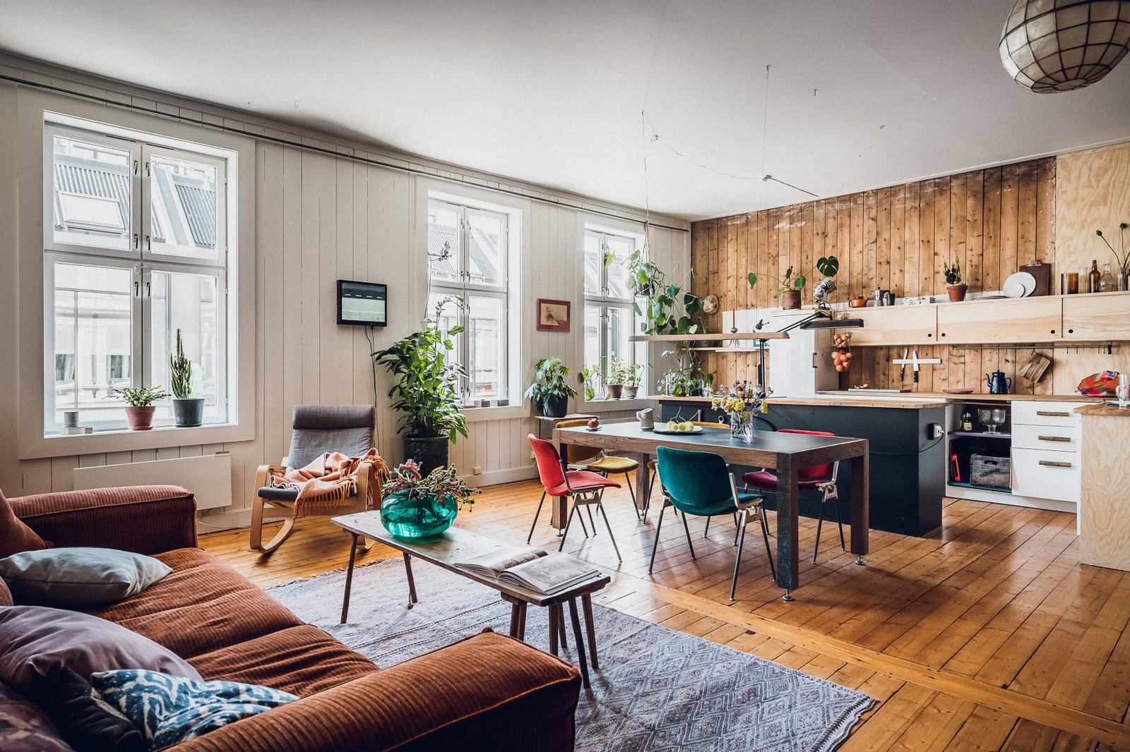 Markveien 38 A presenteres av Tommy Friestad v/Boa Eiendomsmegling Oslo vest. Galleribilde