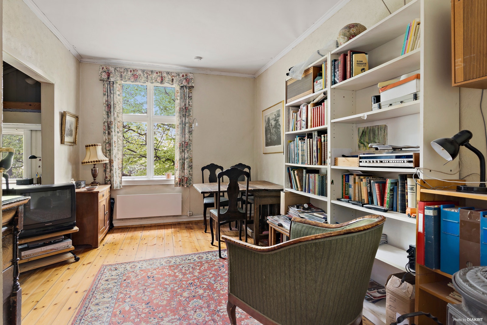 Sveitservilla - 2. etasje i tomannsboligen. Galleribilde