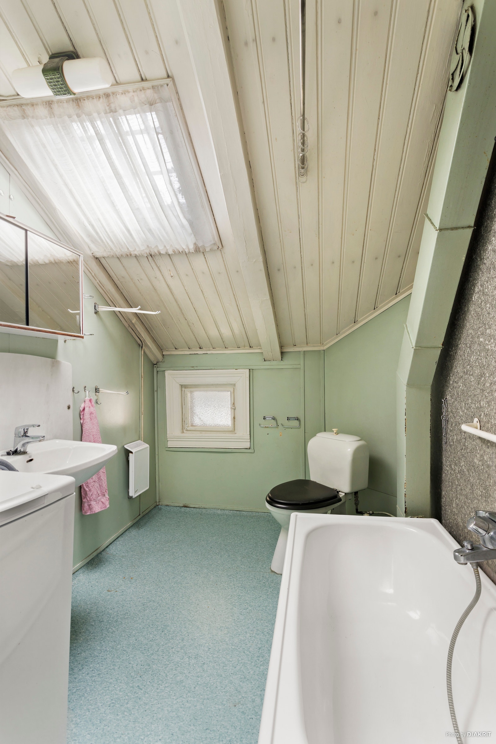 Sveitservilla - 2. etasje i tomannsboligen. Galleribilde