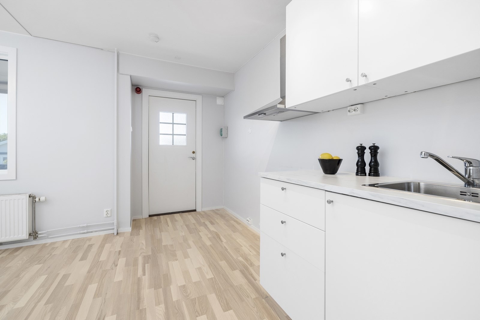 Praktisk med egen inngangsdør Galleribilde