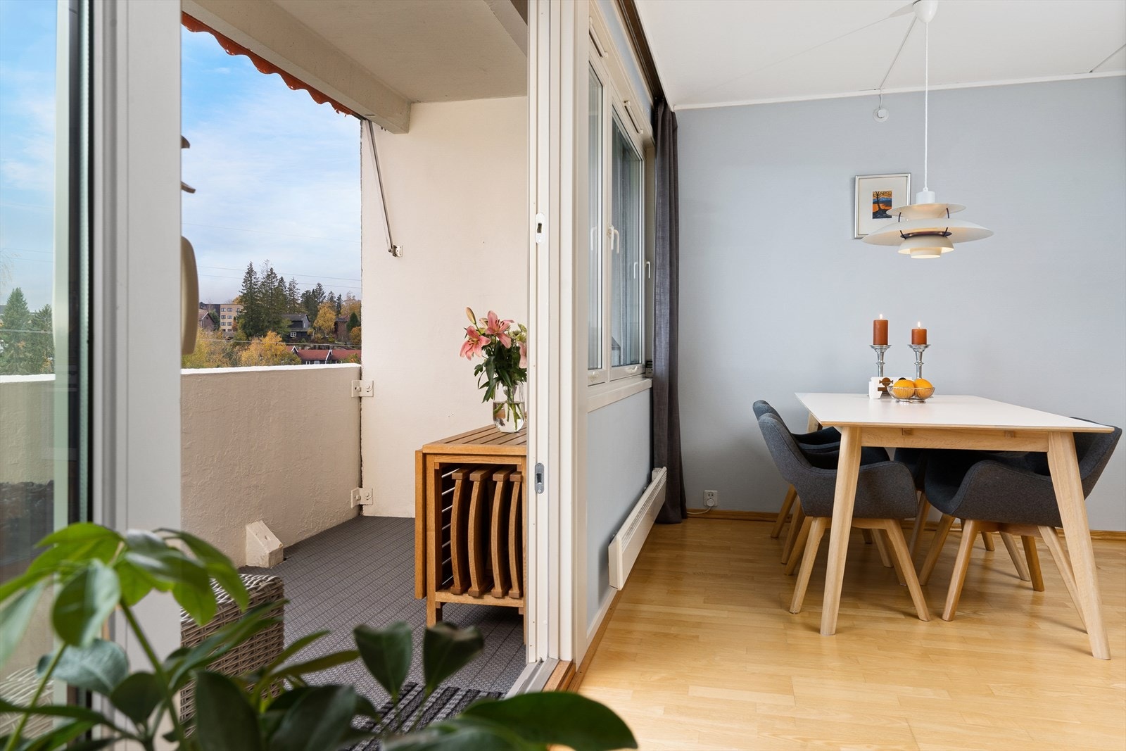 Balkongskyvedør med 2 lags isolerglass fra 2007. Galleribilde