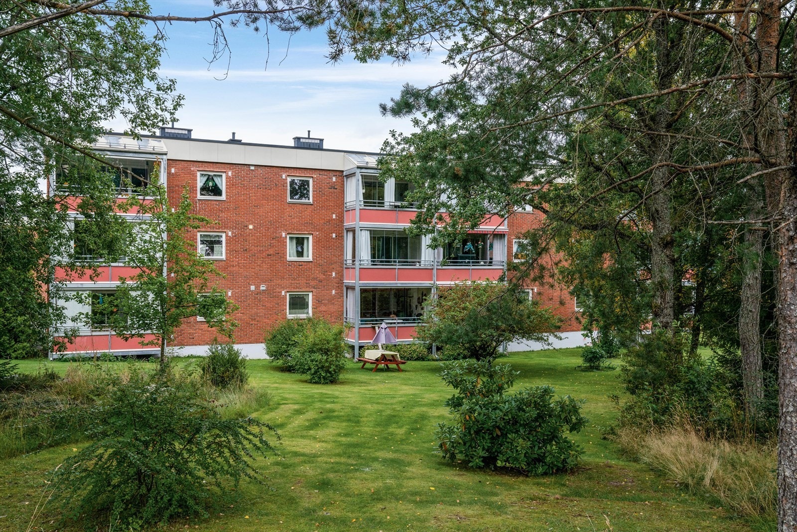 Fra Gulset er det gode bussforbindelser til Skien sentrum. Galleribilde