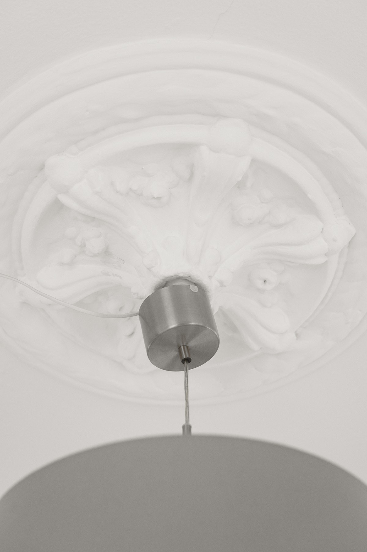 Flott klassisk rosett i himlingen. Galleribilde