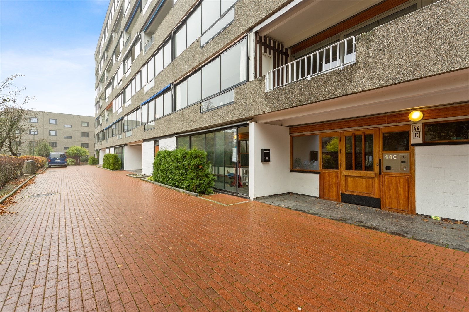 Inngangsparti. Galleribilde