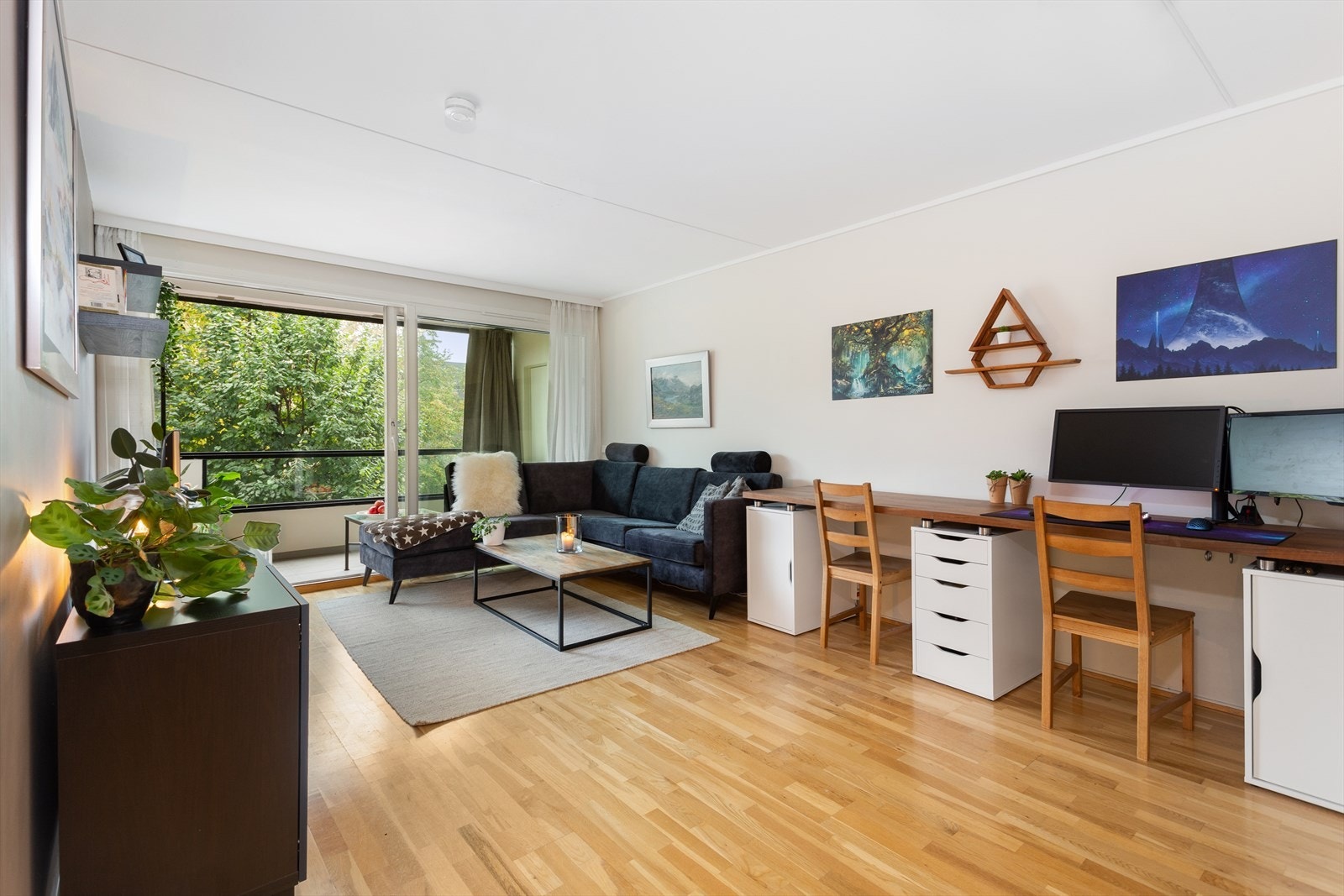 - Stuen - Galleribilde