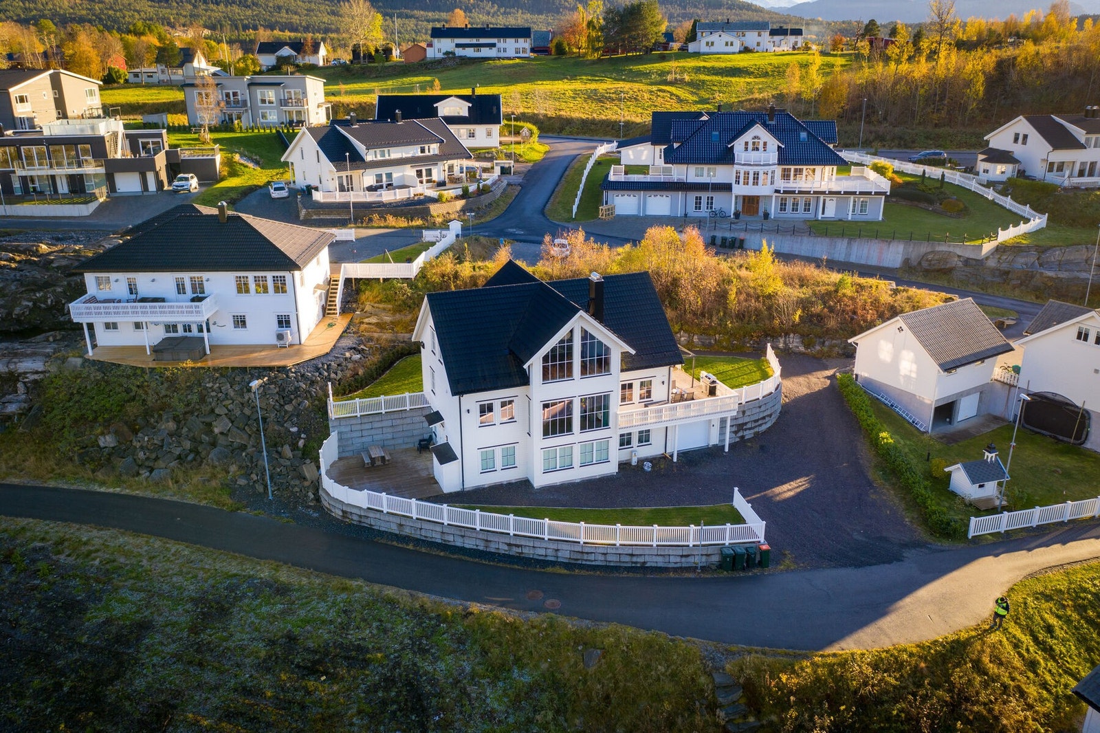 Rolig og fint boligfelt på Skåla Galleribilde