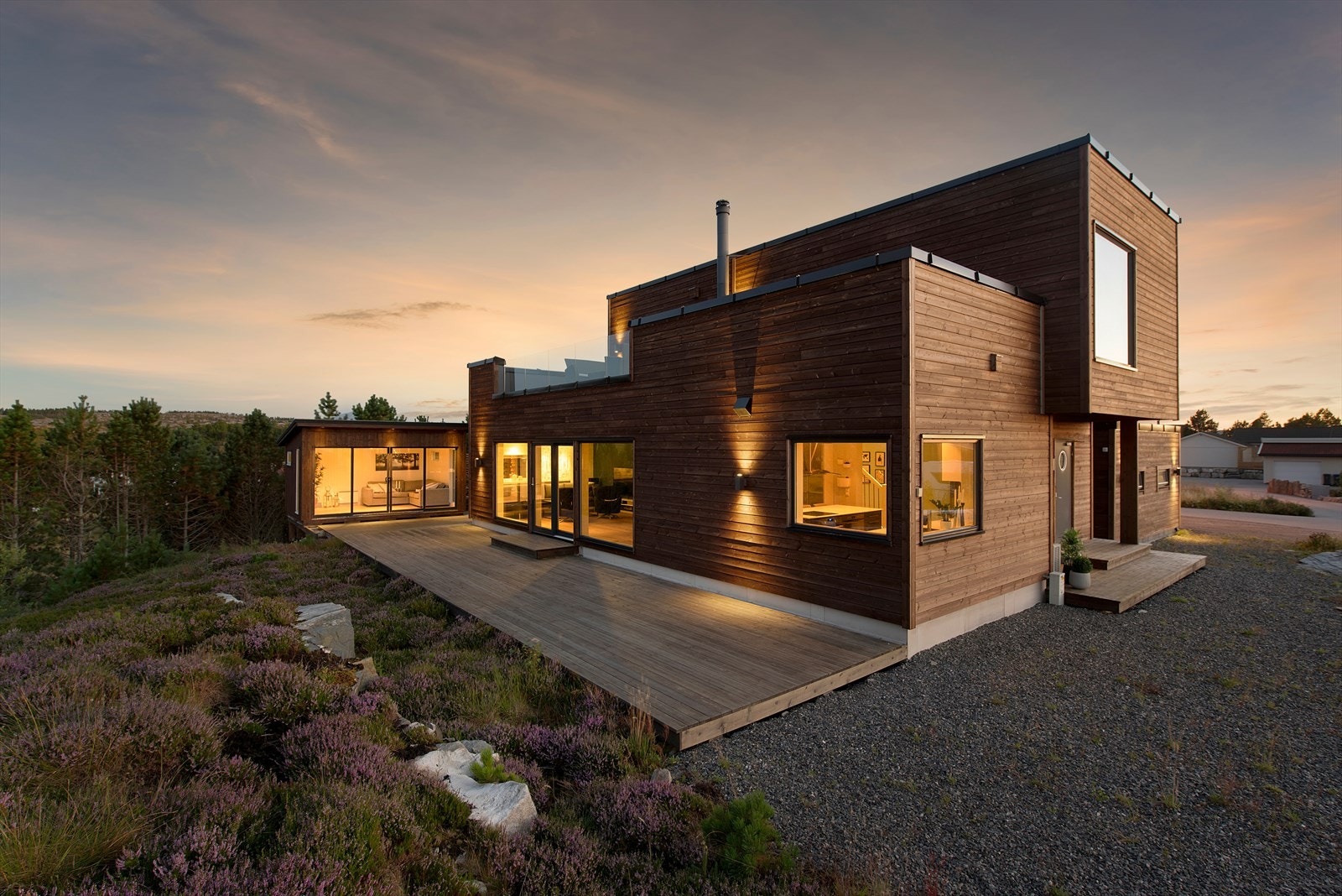 Funkisperle i naturskjønne omgivelser Galleribilde