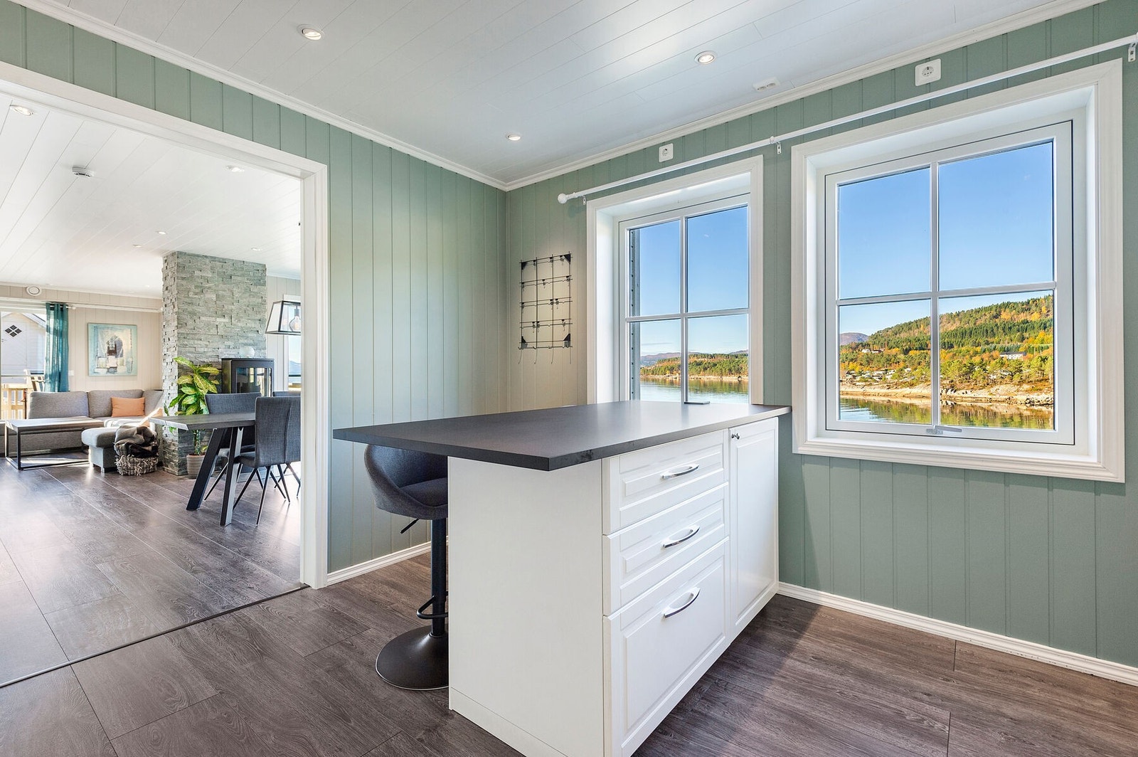 Utsikt fra kjøkkenet Galleribilde