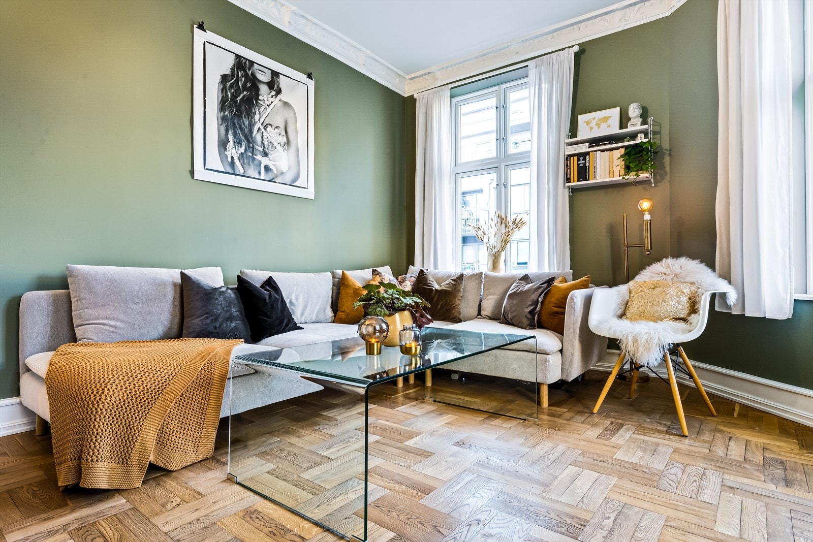 En gjennomført og lekker 2-roms hjørneleilighet med sentral beliggenhet på Grünerløkka Galleribilde