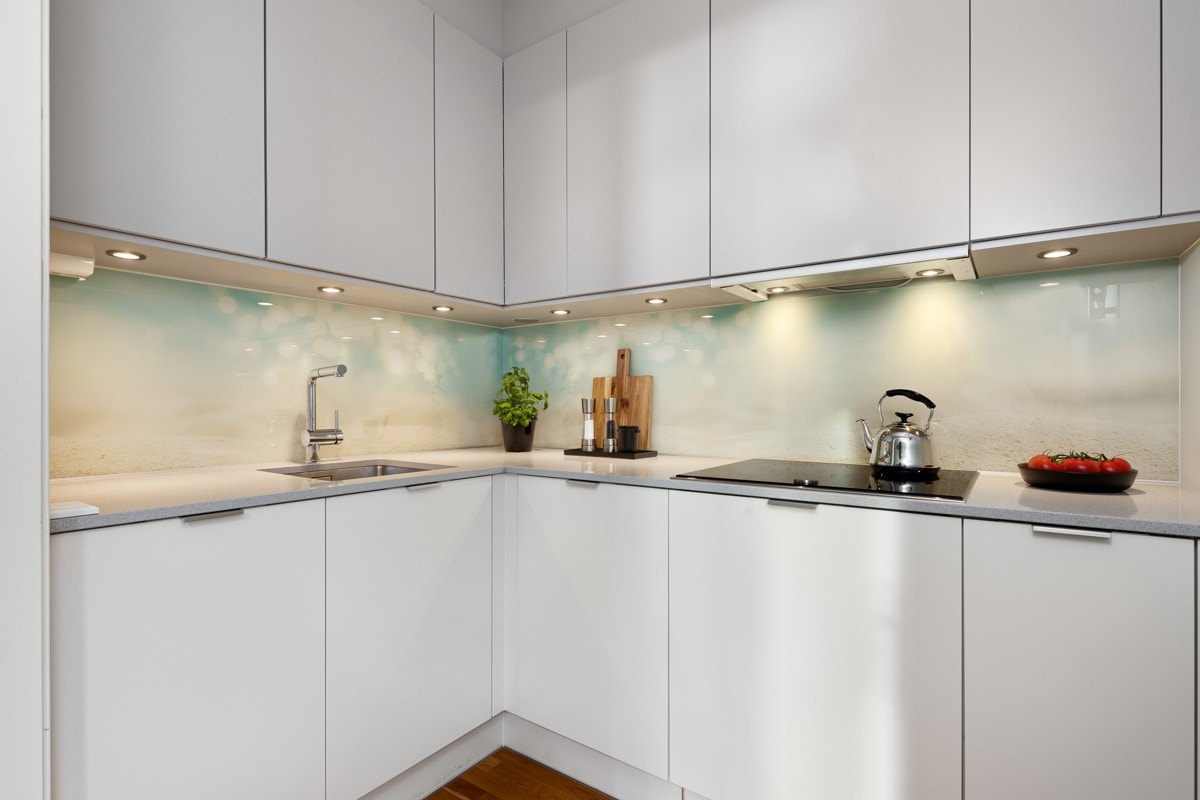 Moderne kjøkken fra HTH med integrerte hvitevarer Galleribilde