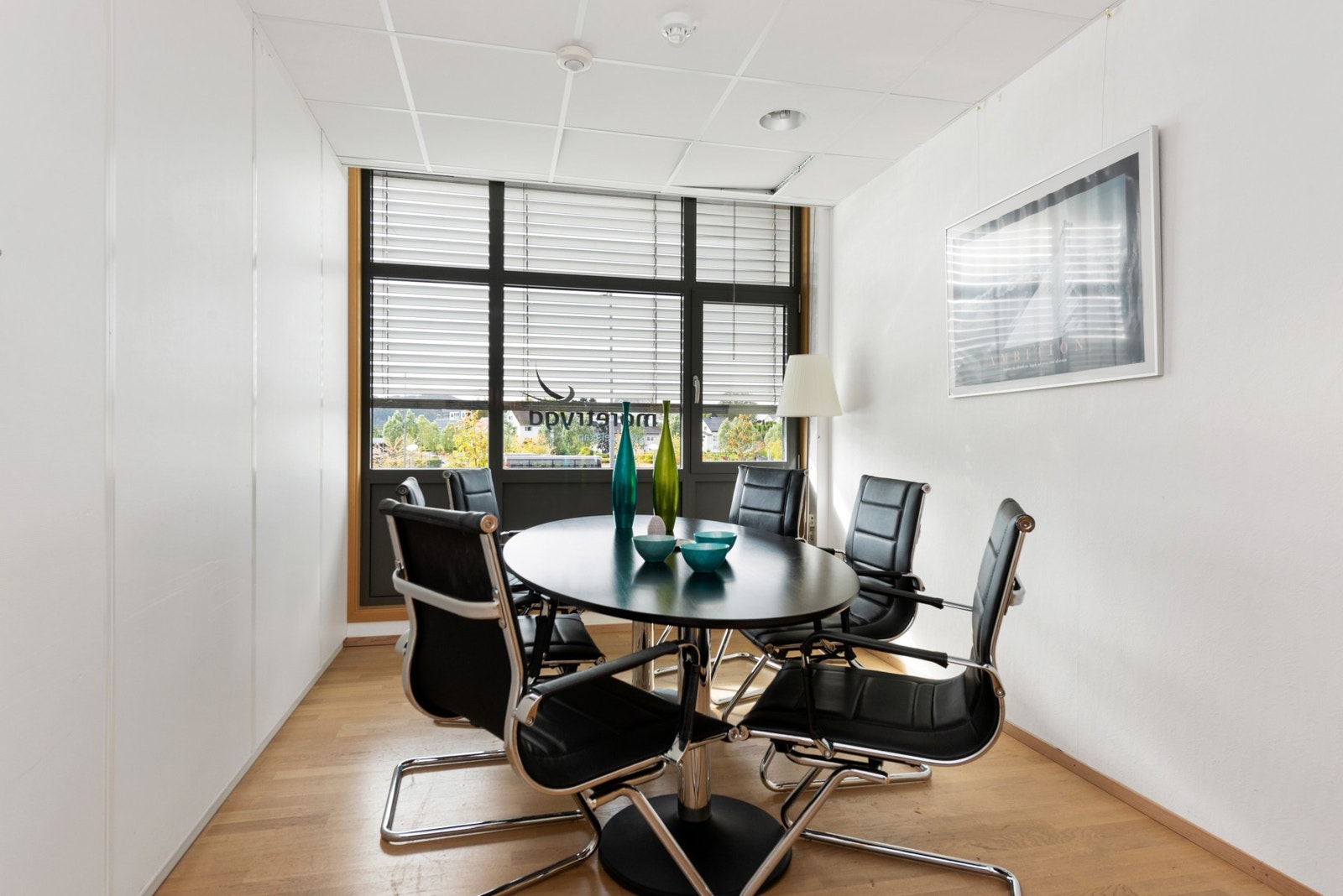 Møterom i tilbygg Galleribilde