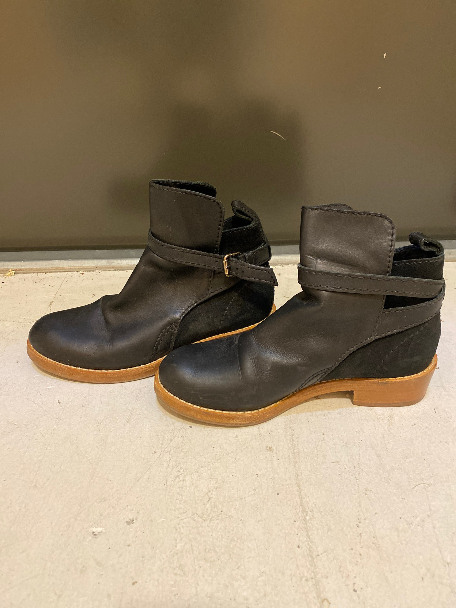 Acne studios boots | FINN.no Acne track boots skinn sko | FINN.no