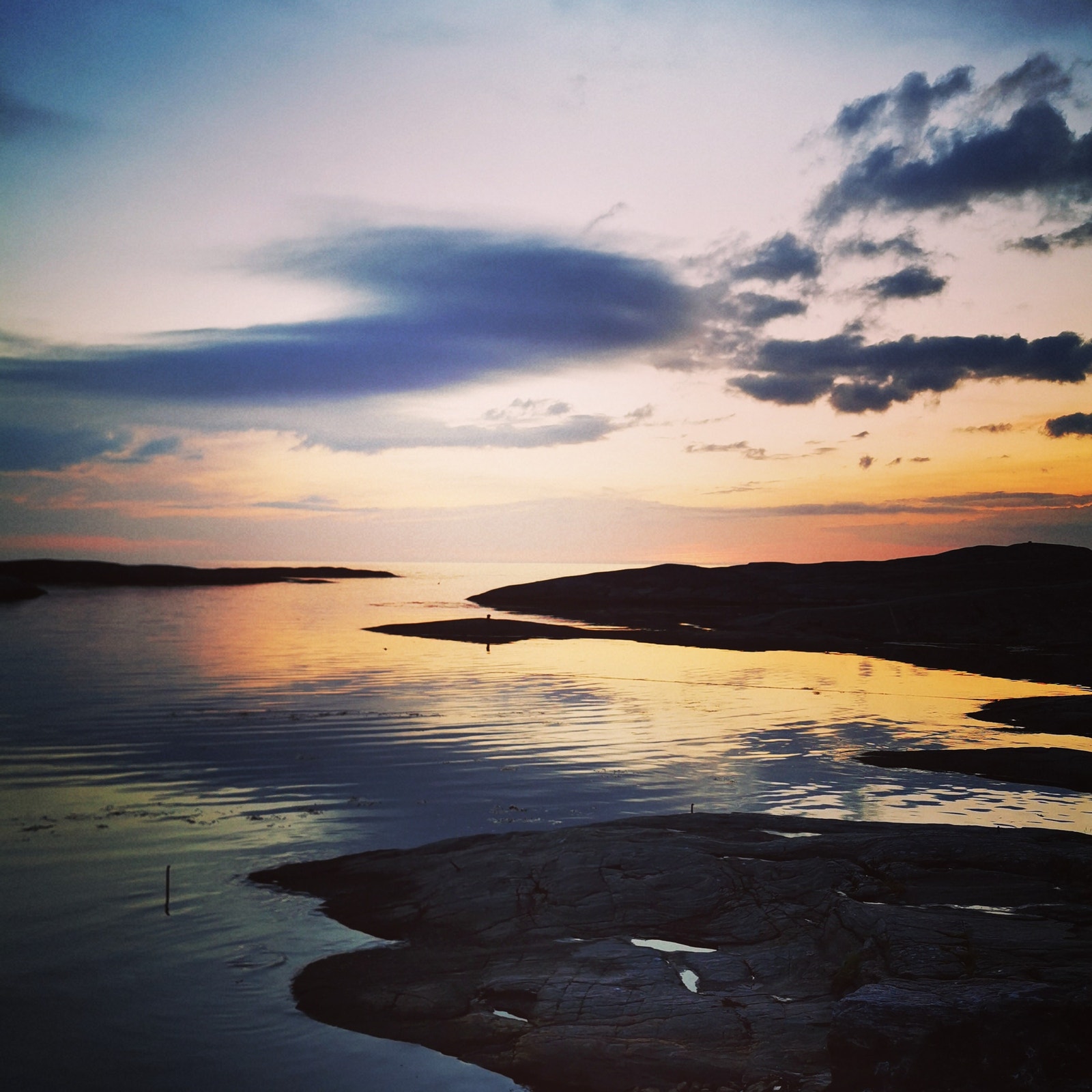 Midnatt, juni 2020. Galleribilde