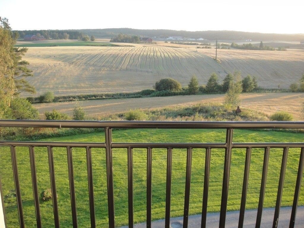 Utsikt fra balkong Galleribilde