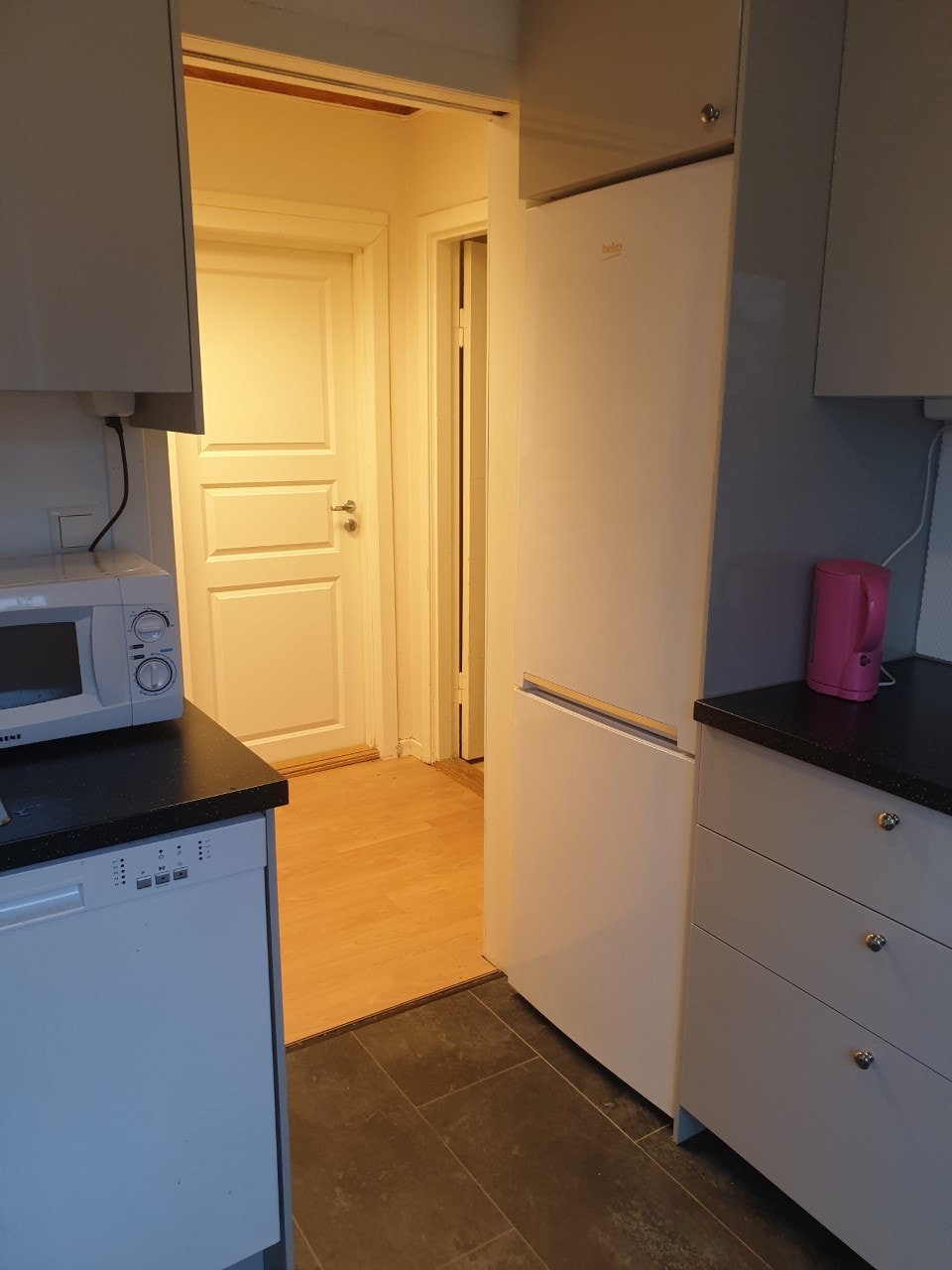 Nyoppusset kjøkken Galleribilde