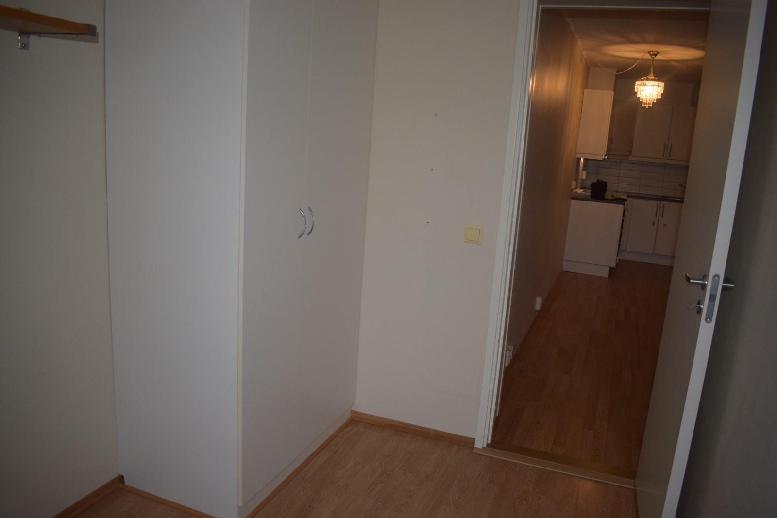 Soverom 2 har plass til enkelseng, kan brukes som barnerom eller kontor Galleribilde