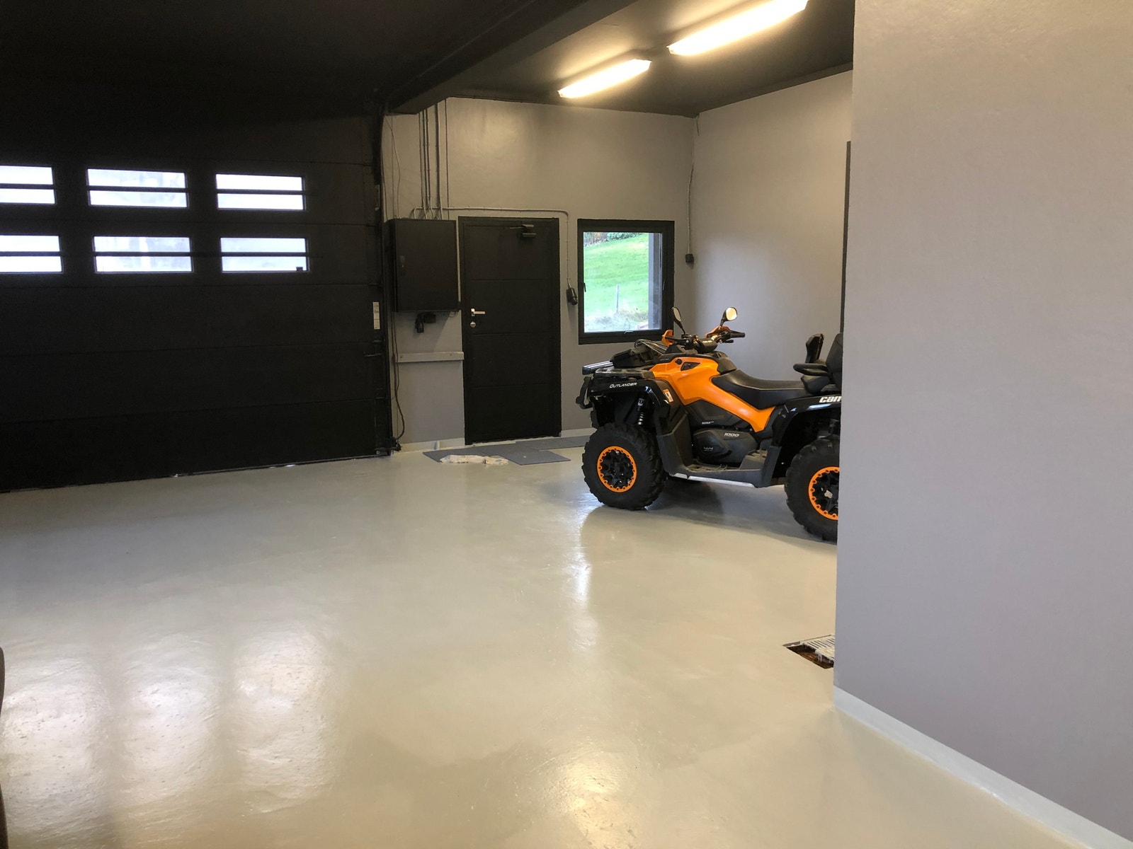 3 meters takhøyde og kjøreport Galleribilde