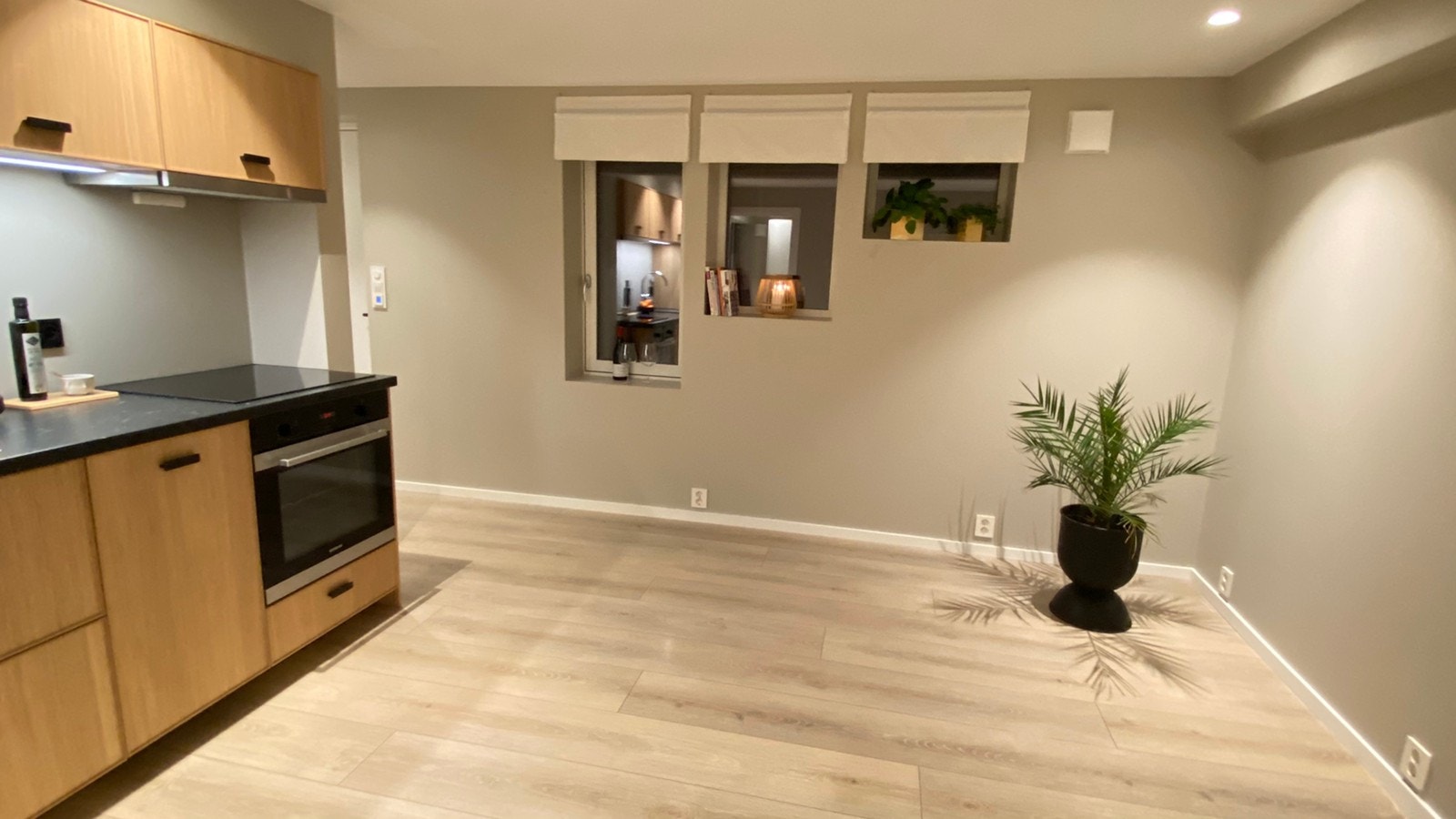 Fine lysforhold Galleribilde