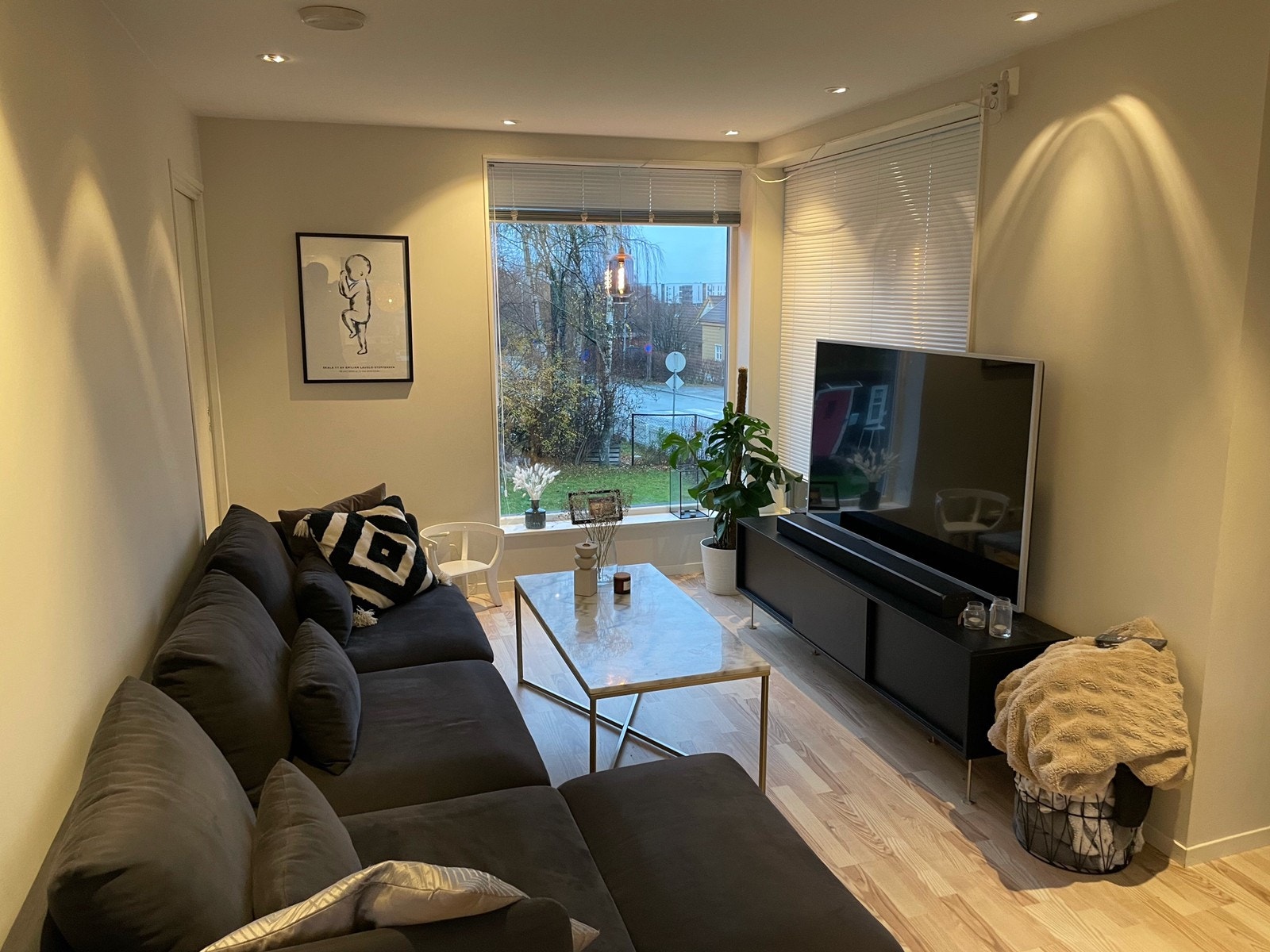 Stue-møblert av tidligere leietaker Galleribilde