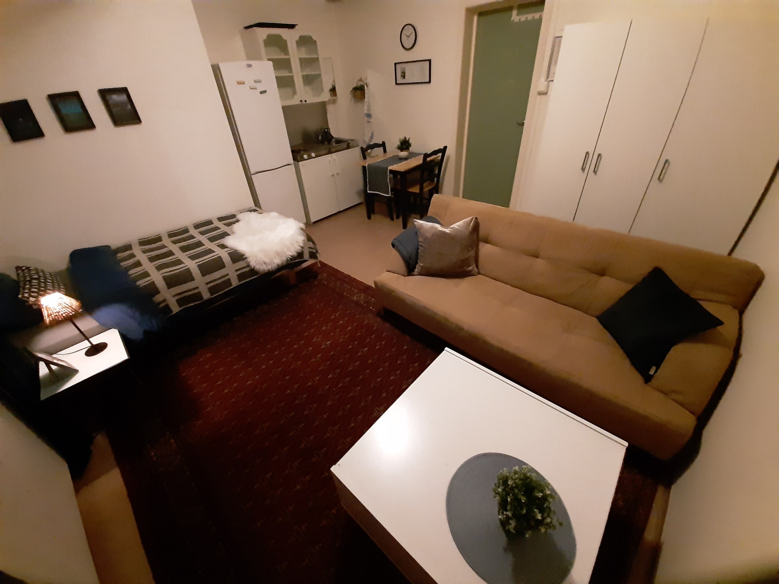 Rom 102 Galleribilde