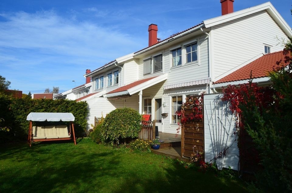 Terrasse med hage Galleribilde