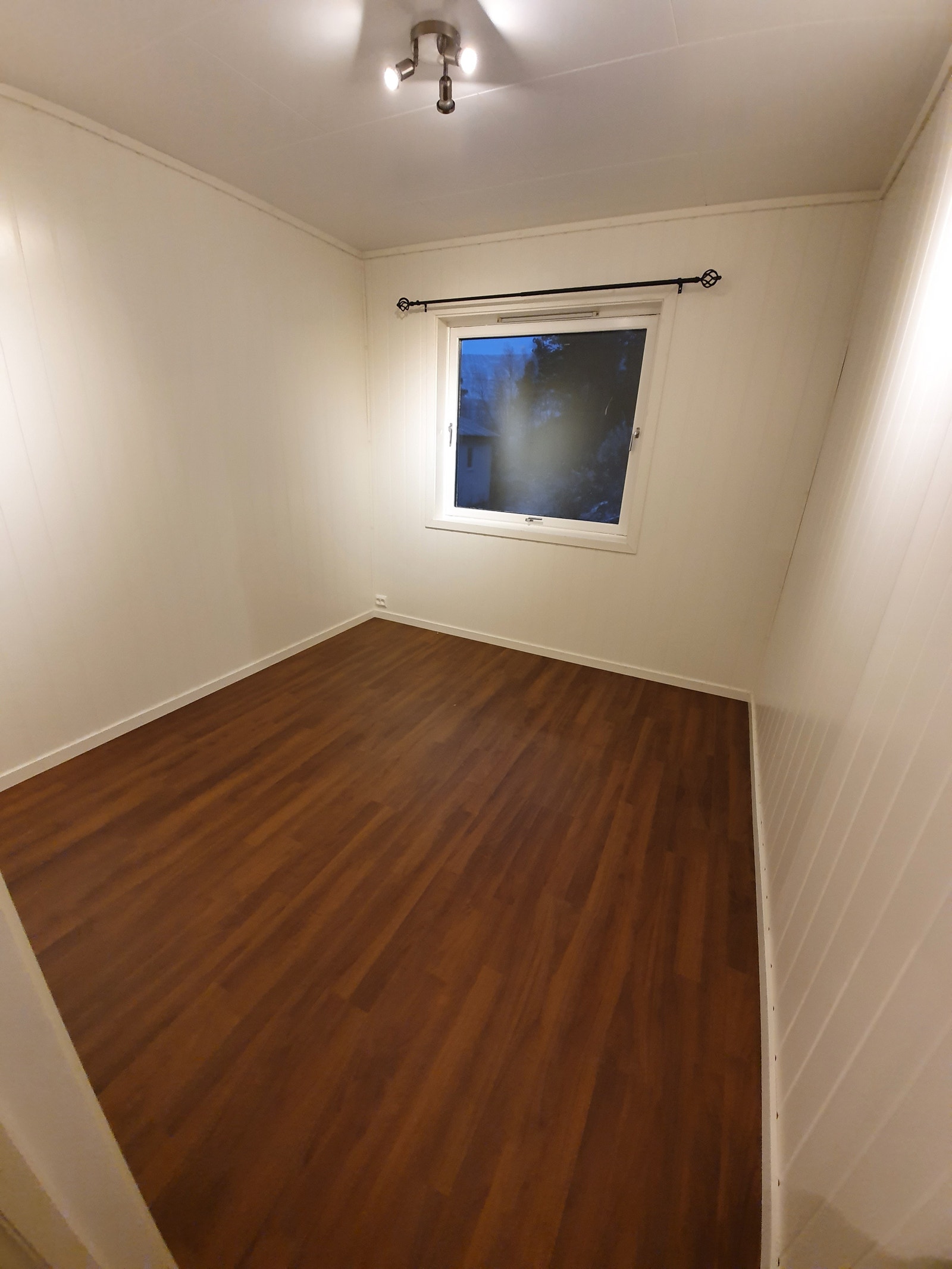 Soverom nr1 på bakkenivå Galleribilde