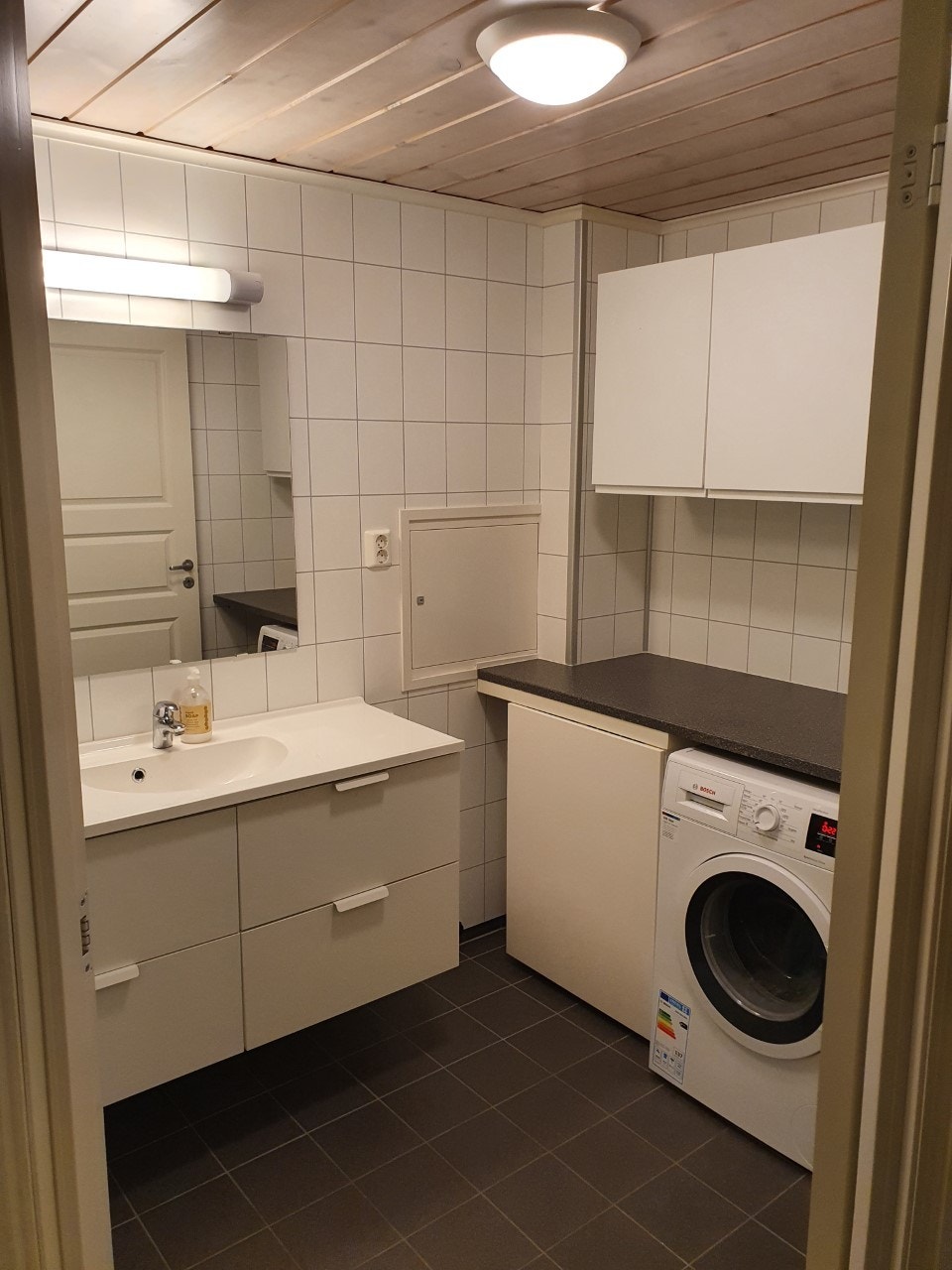 Bad m/opplegg vaskemaskin(bilde fra tidligere leietaker) Galleribilde