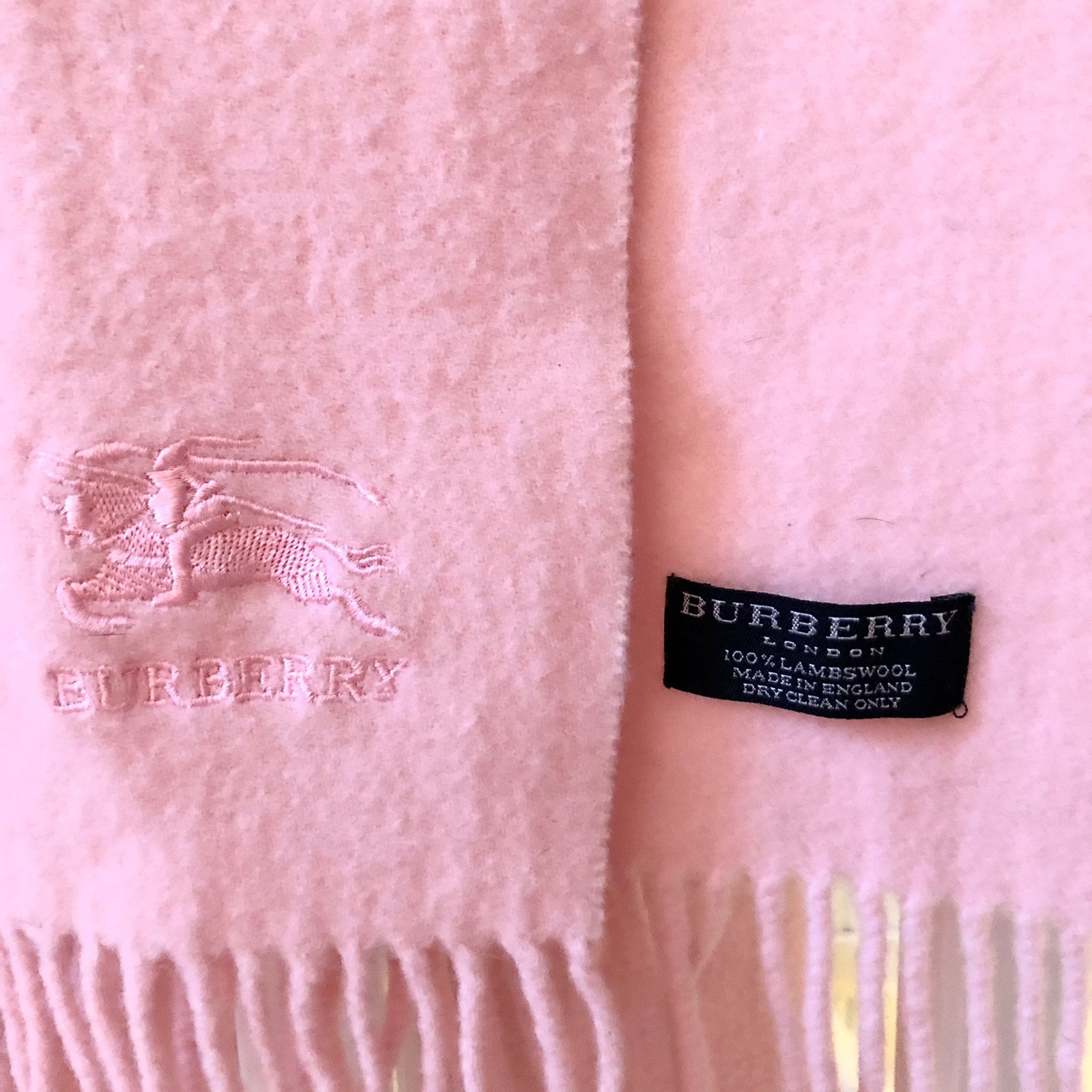 burberry skjerf rosa