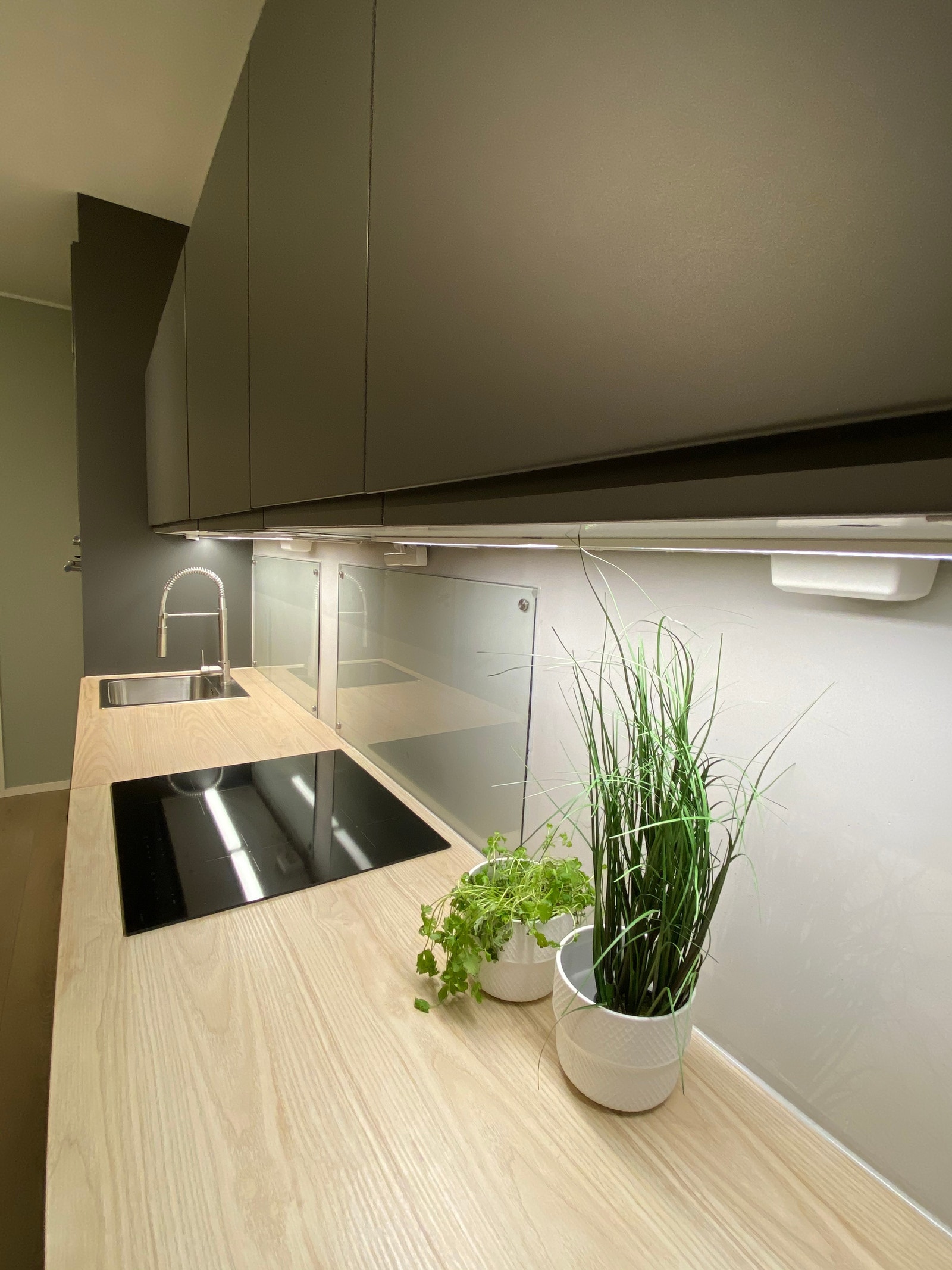 Kjøkkenbenk. Galleribilde