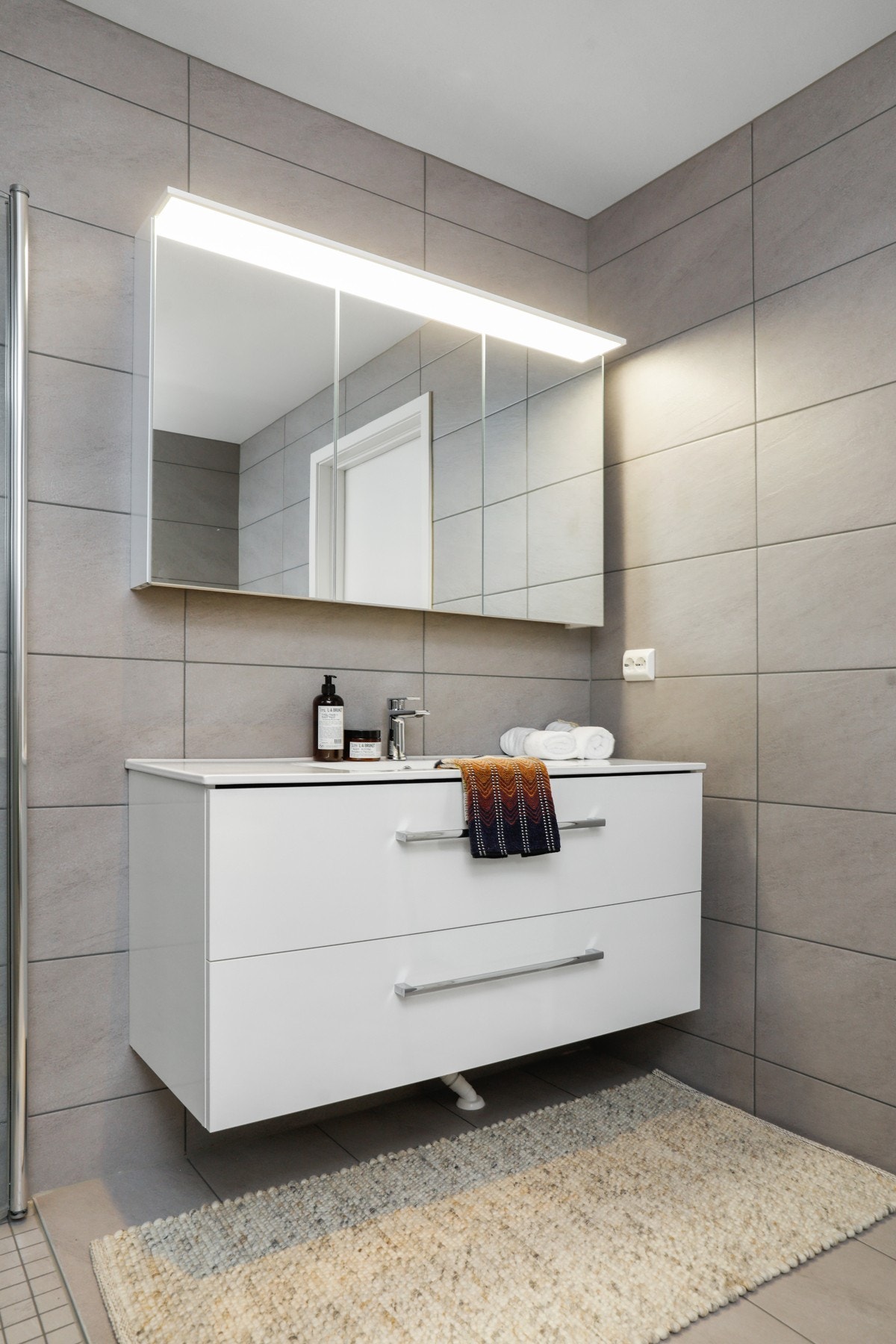 6 bad (3) Galleribilde