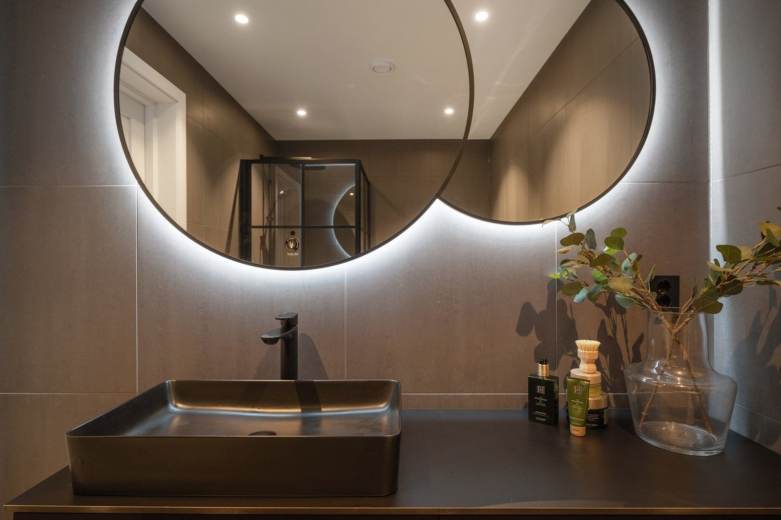 Detalj - Bad. Galleribilde