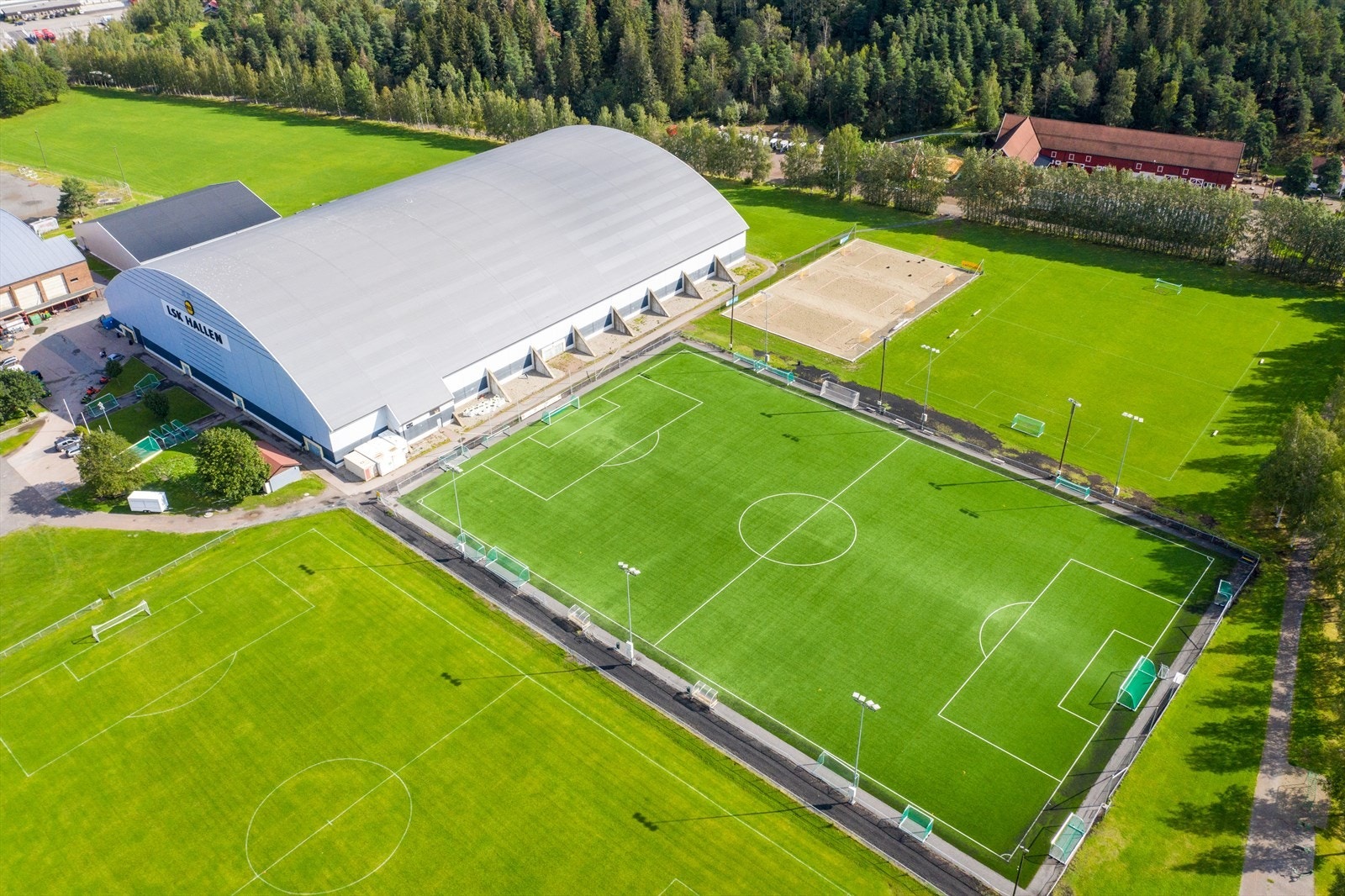 Lillestrøm byr også på et bredt tilbud innenfor idrett med flere fantastiske anlegg. Galleribilde