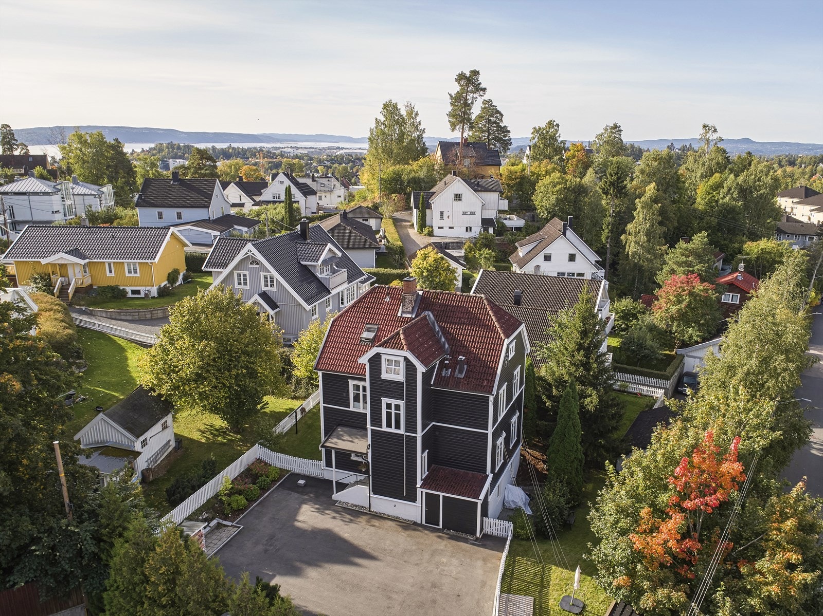 Velkommen til Bærumsveien 22A presentert av Peter Björklund og Marthe Skabo ved Nordvik Bygdøy Allé. Galleribilde
