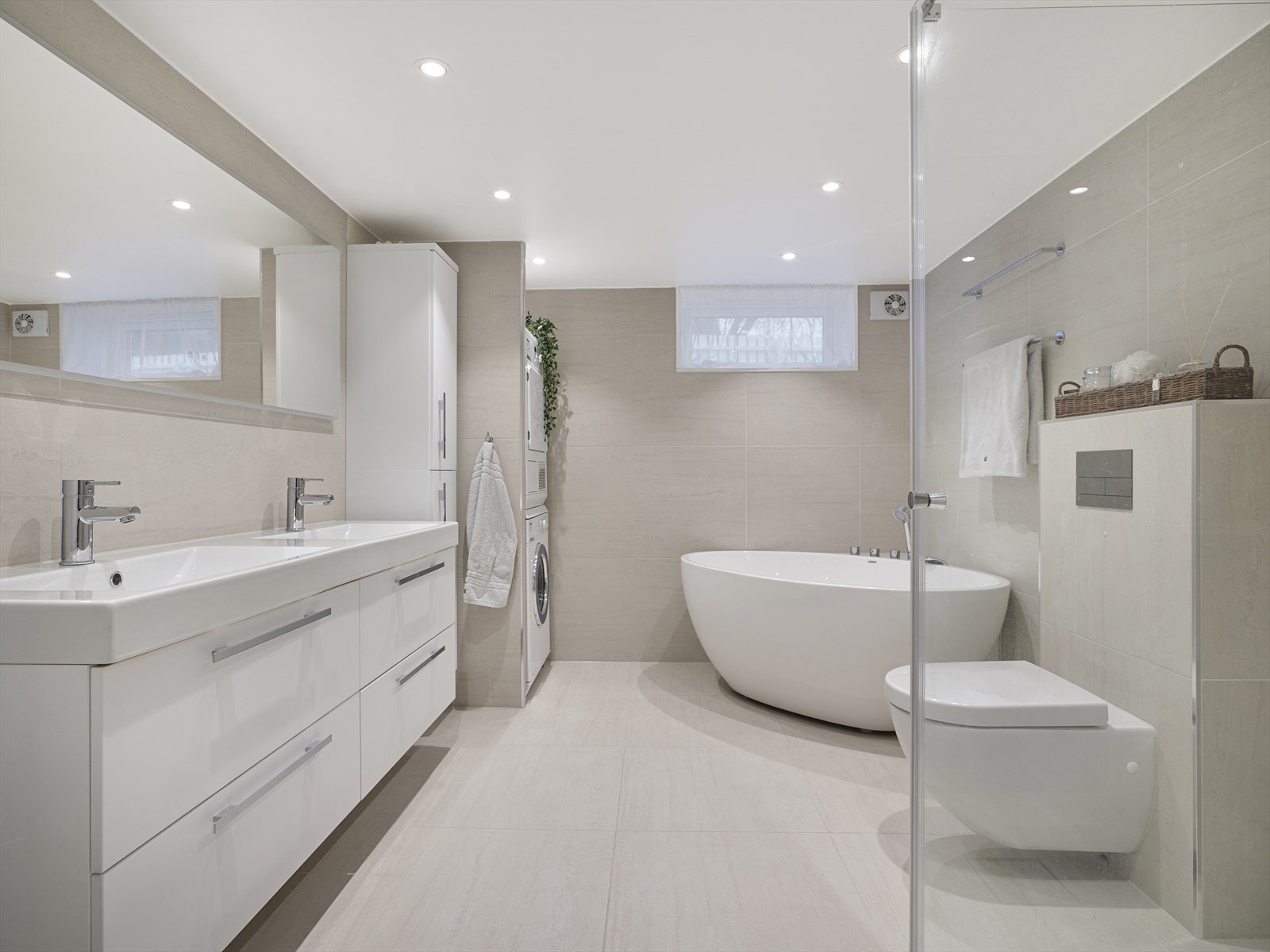 Delikat og stort bad pusset opp i 2019. Galleribilde