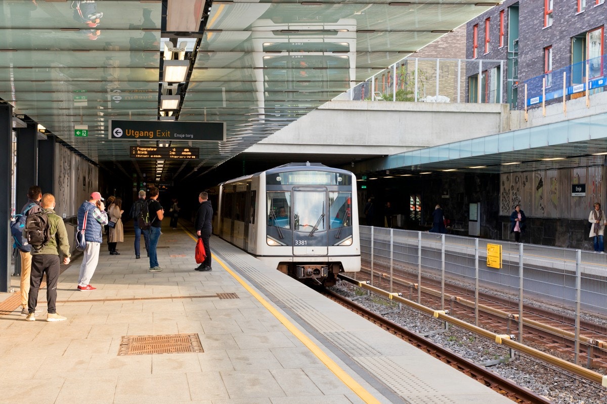 Det er kort vei til Ensjø T-banestasjon. Galleribilde