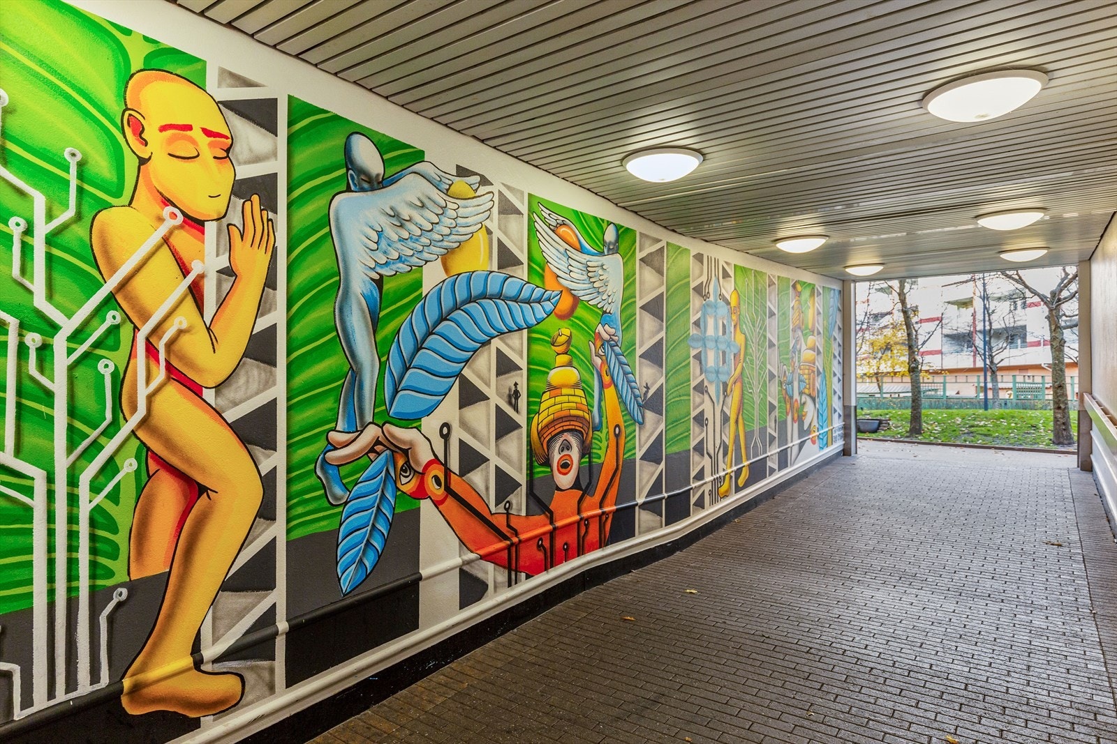 Hovedinngangen er fra Smalgangen (Grønland Torg). Galleribilde