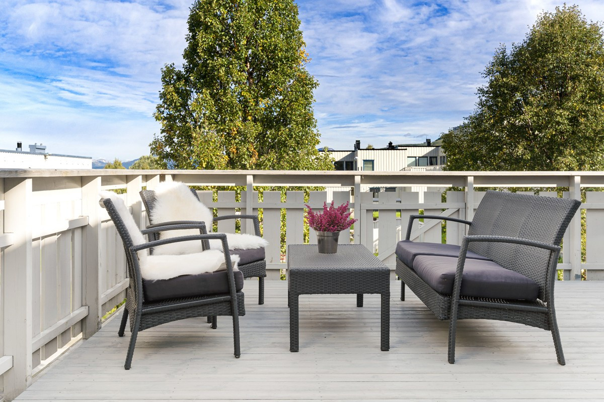 Ca.36 kvm med terrasseflater - En optimal plass å treffes på sene sommerkvelder