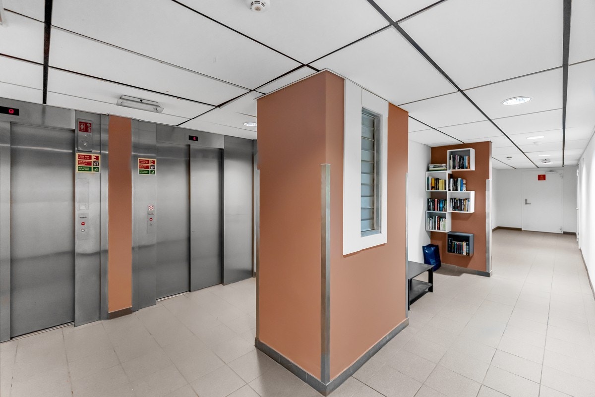 Det er heisadkomst til leilighetsplanet. Galleribilde