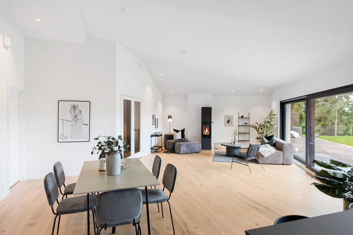 AKTIV Eiendomsmegling v/ Fredrik Tøsdal har gleden av å presentere Ekornvegen 38 A. Galleribilde