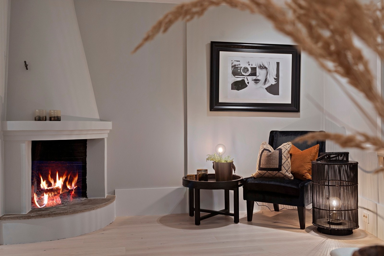 Nytt elektrisk anlegg i 2020 fra Bravida. Det er klartgjort for Smarthus løsning, med Fibaro dimmere og Elko Plus stikkontakter Galleribilde